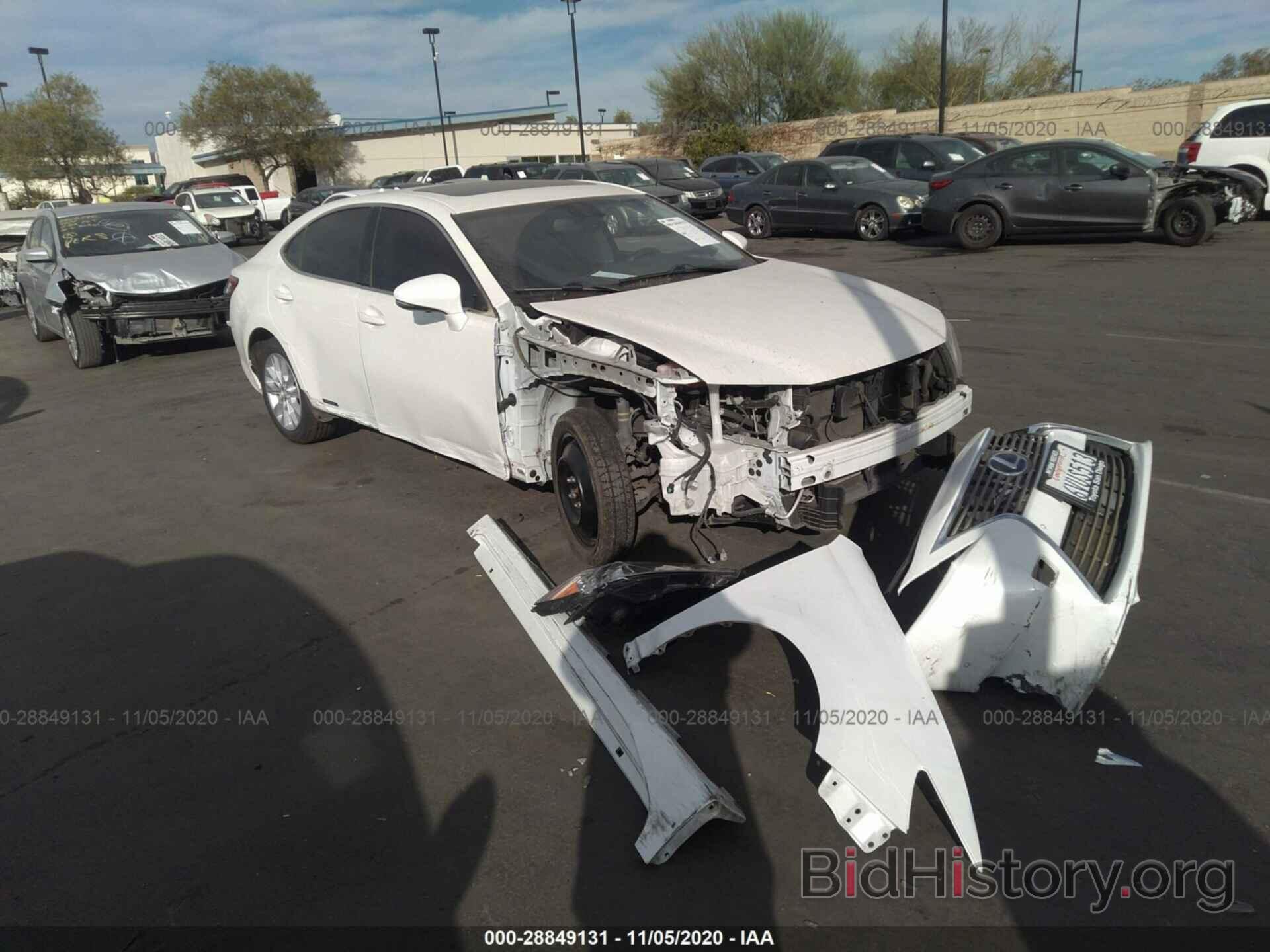 Photo JTHBW1GG8E2060389 - LEXUS ES 300H 2014