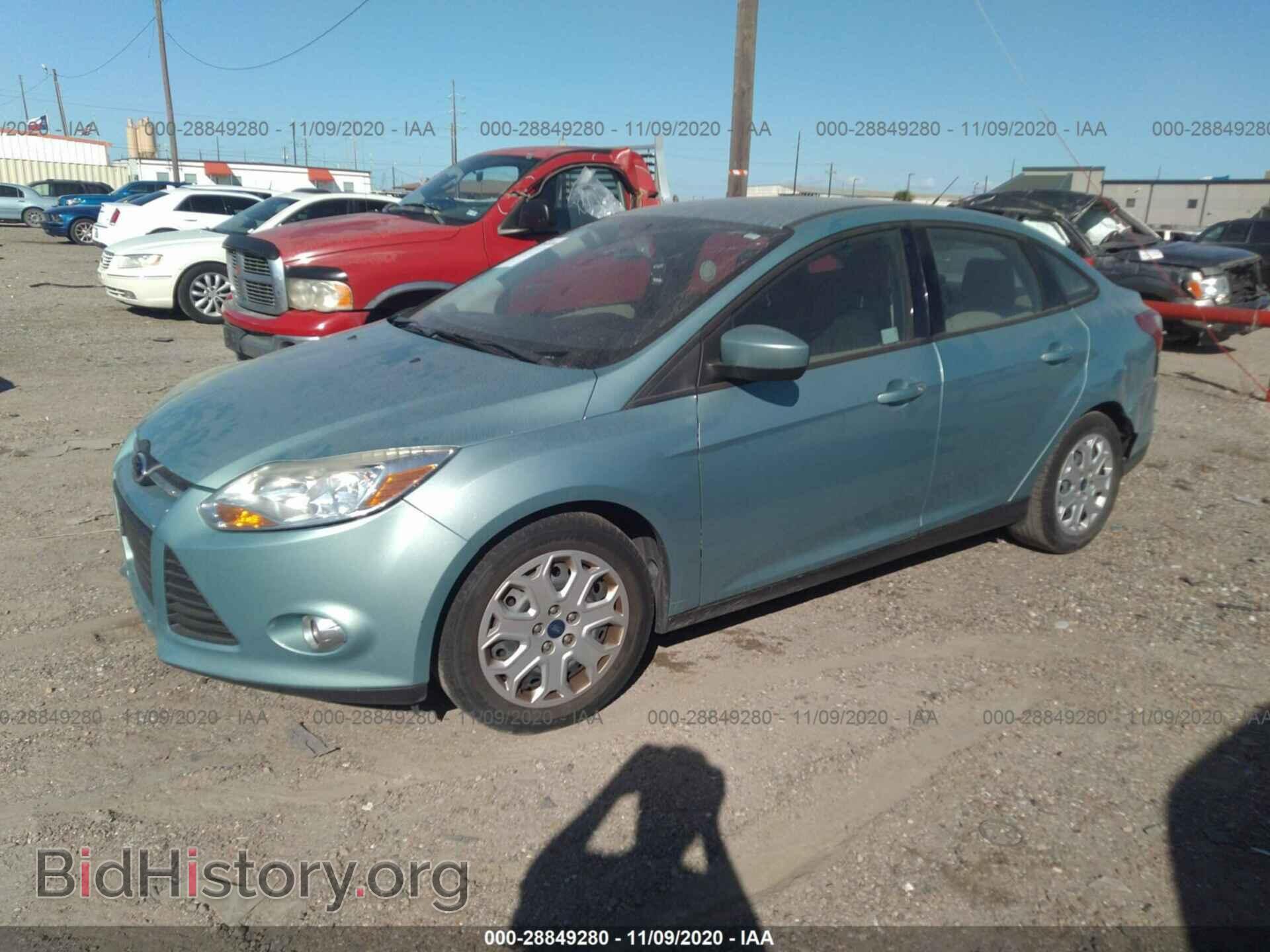 2012 FORD FOCUS - VIN: 1FAHP3F2XCL377890 - Фото 2