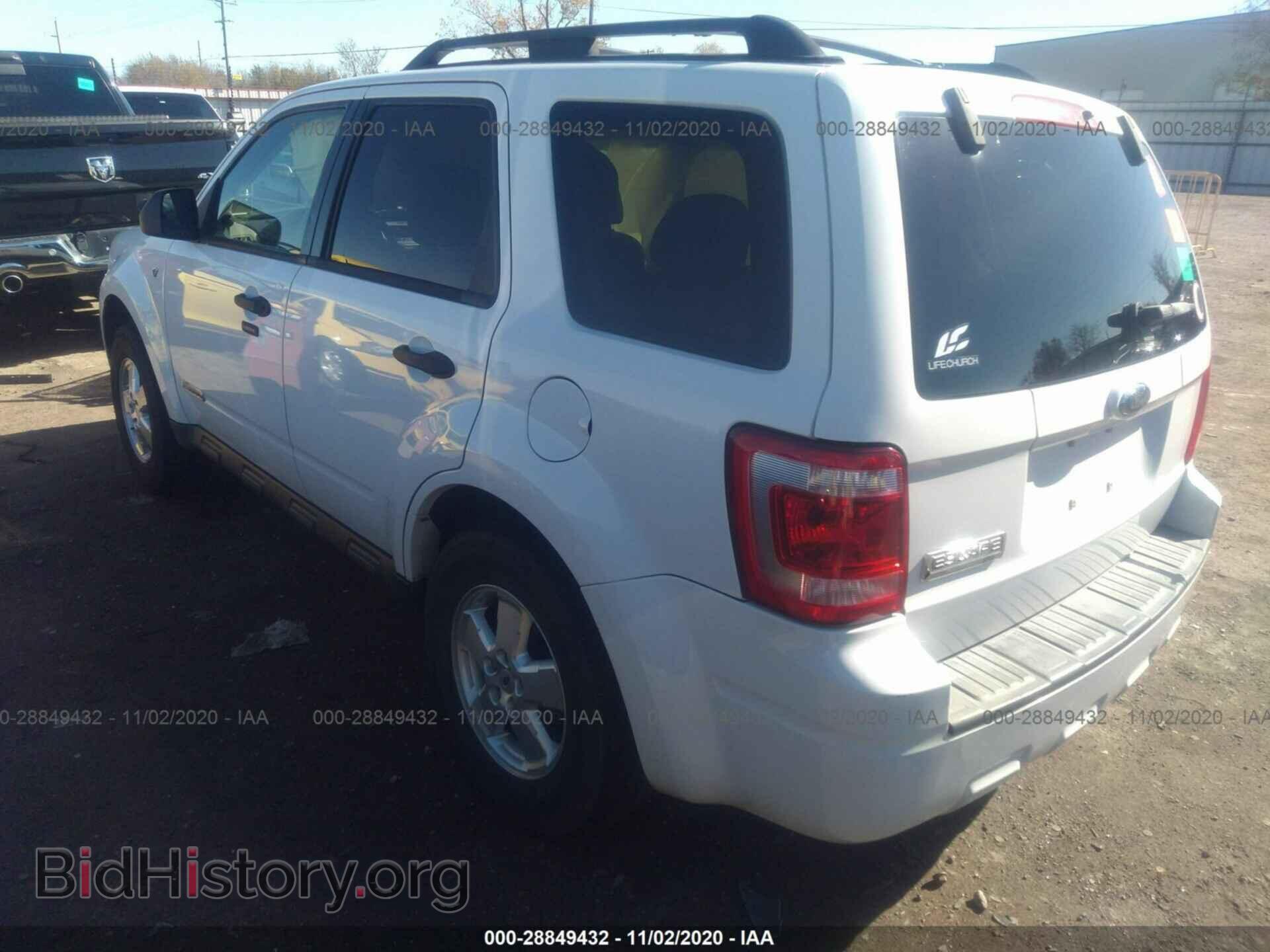 2008 FORD ESCAPE - VIN: 1FMCU03158KB15131 - Фото 3