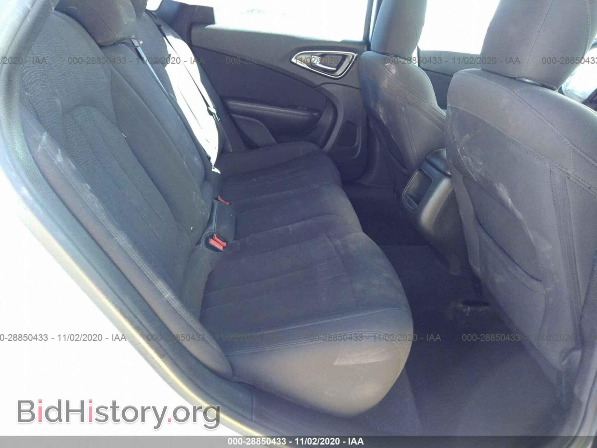 2016 CHRYSLER 200 - VIN: 1C3CCCAB9GN102792 - Photo 8