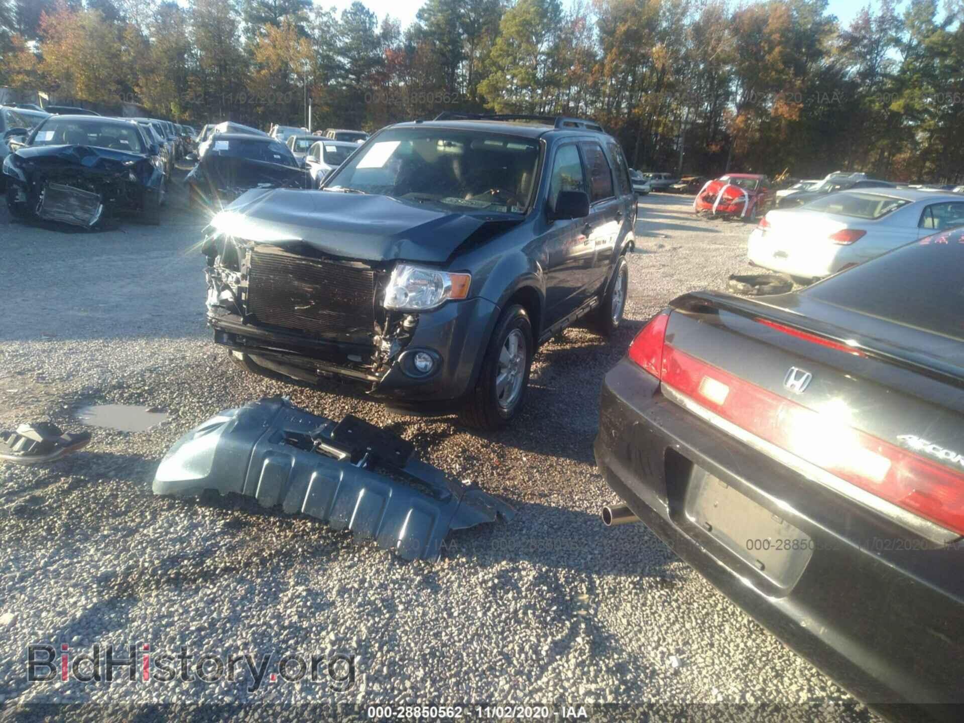 2011 FORD ESCAPE - VIN: 1FMCU9DG9BKA04791 - Фото 2