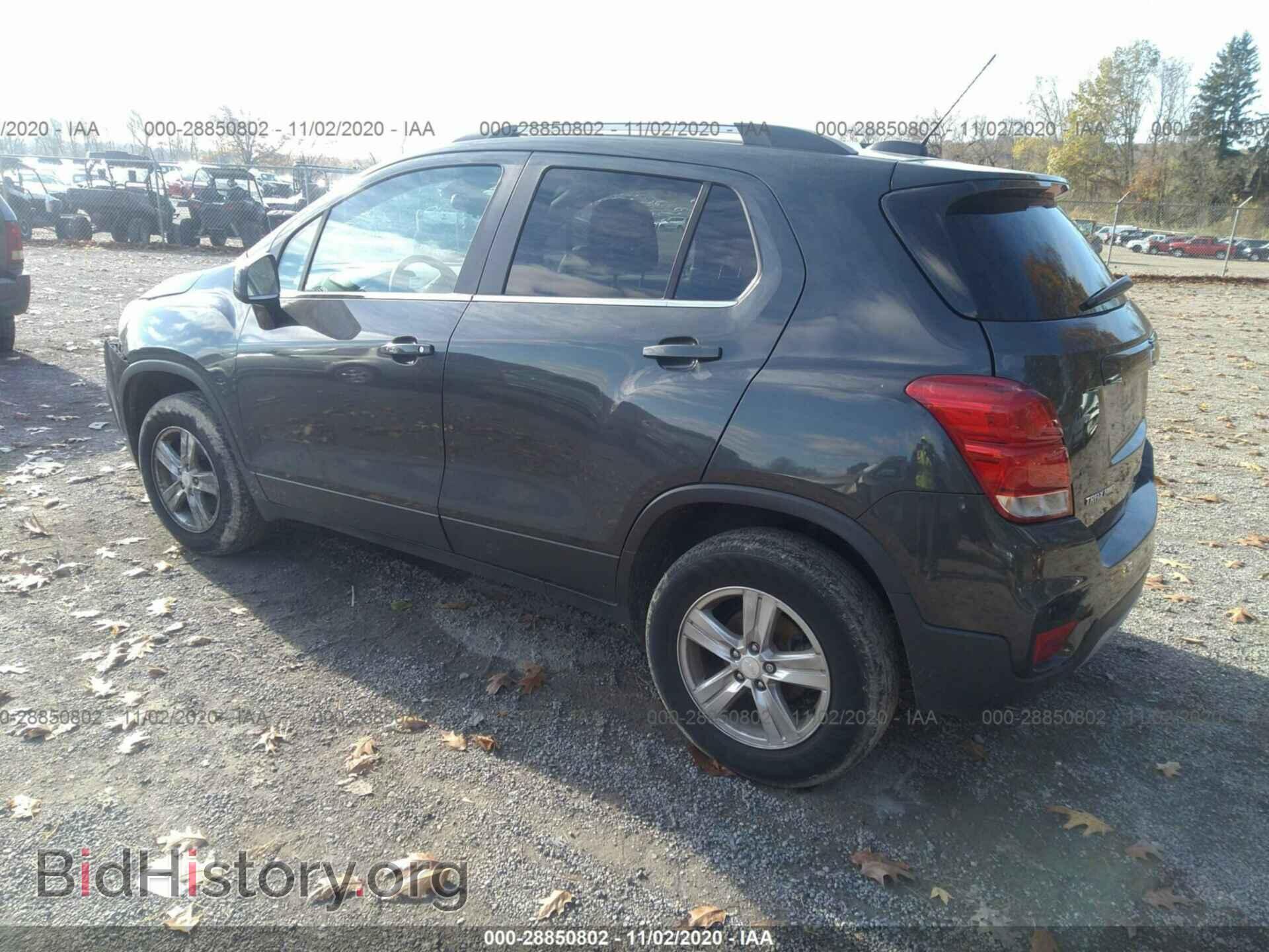 2017 CHEVROLET TRAX - VIN: 3GNCJPSB6HL188773 - Фото 3