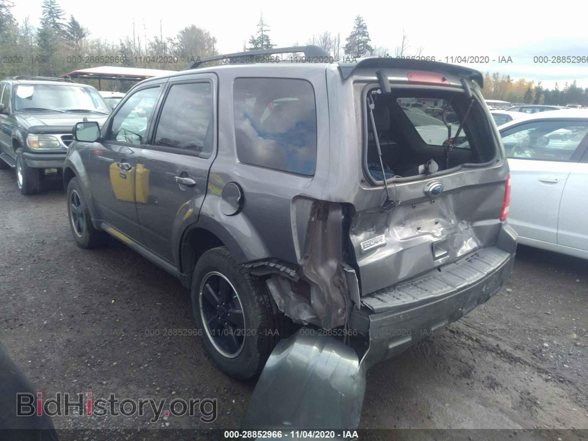 2011 FORD ESCAPE - VIN: 1FMCU0D79BKC30261 - Photo 3