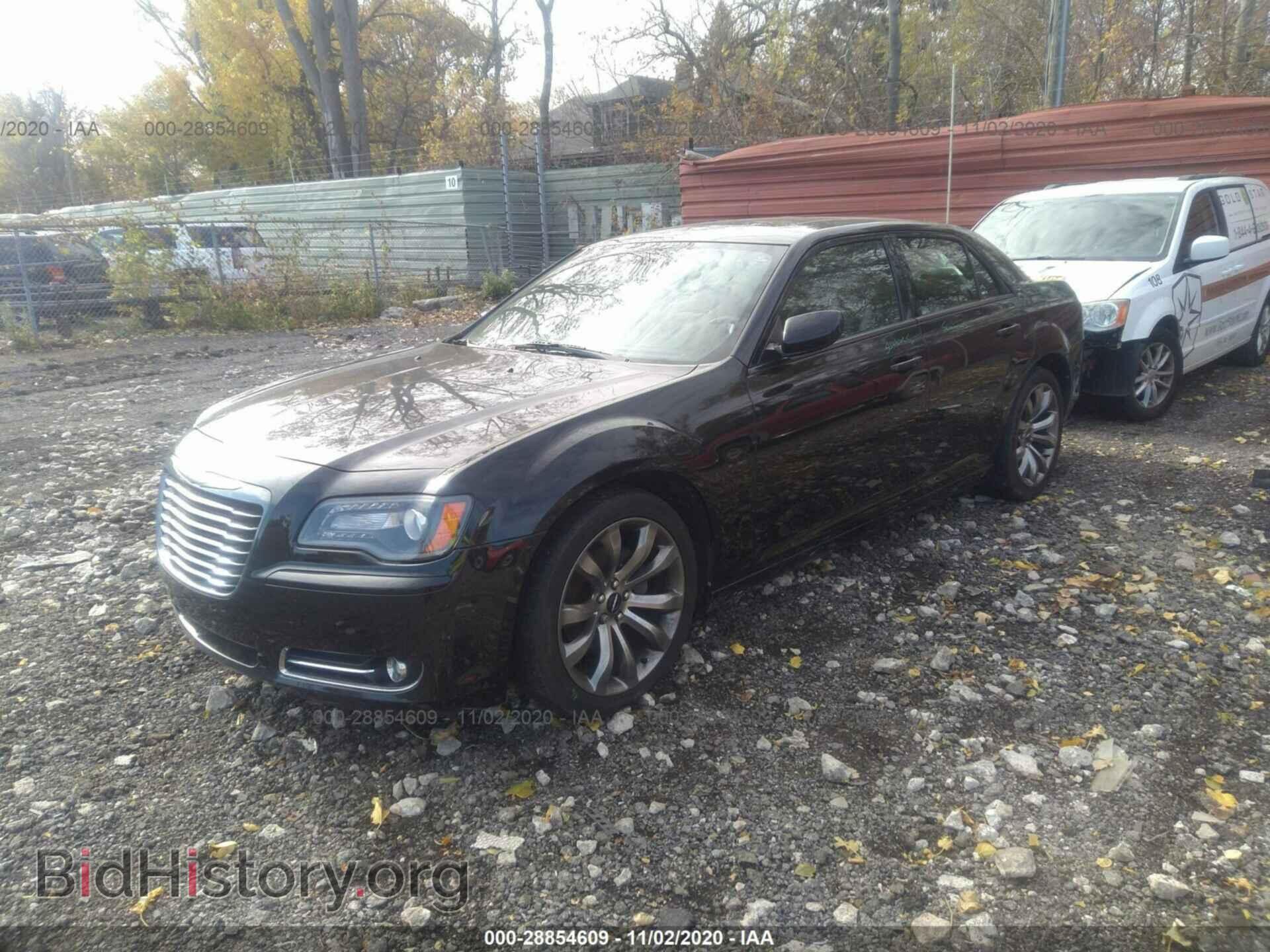 2014 CHRYSLER 300 - VIN: 2C3CCABG5EH355385 - Photo 2