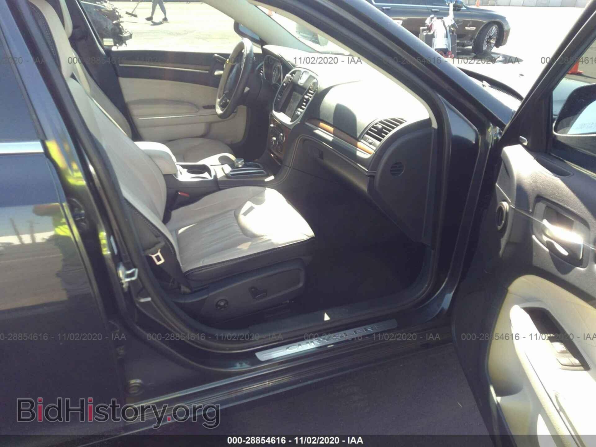 2015 CHRYSLER 300 - VIN: 2C3CCAPT8FH803691 - Фото 5