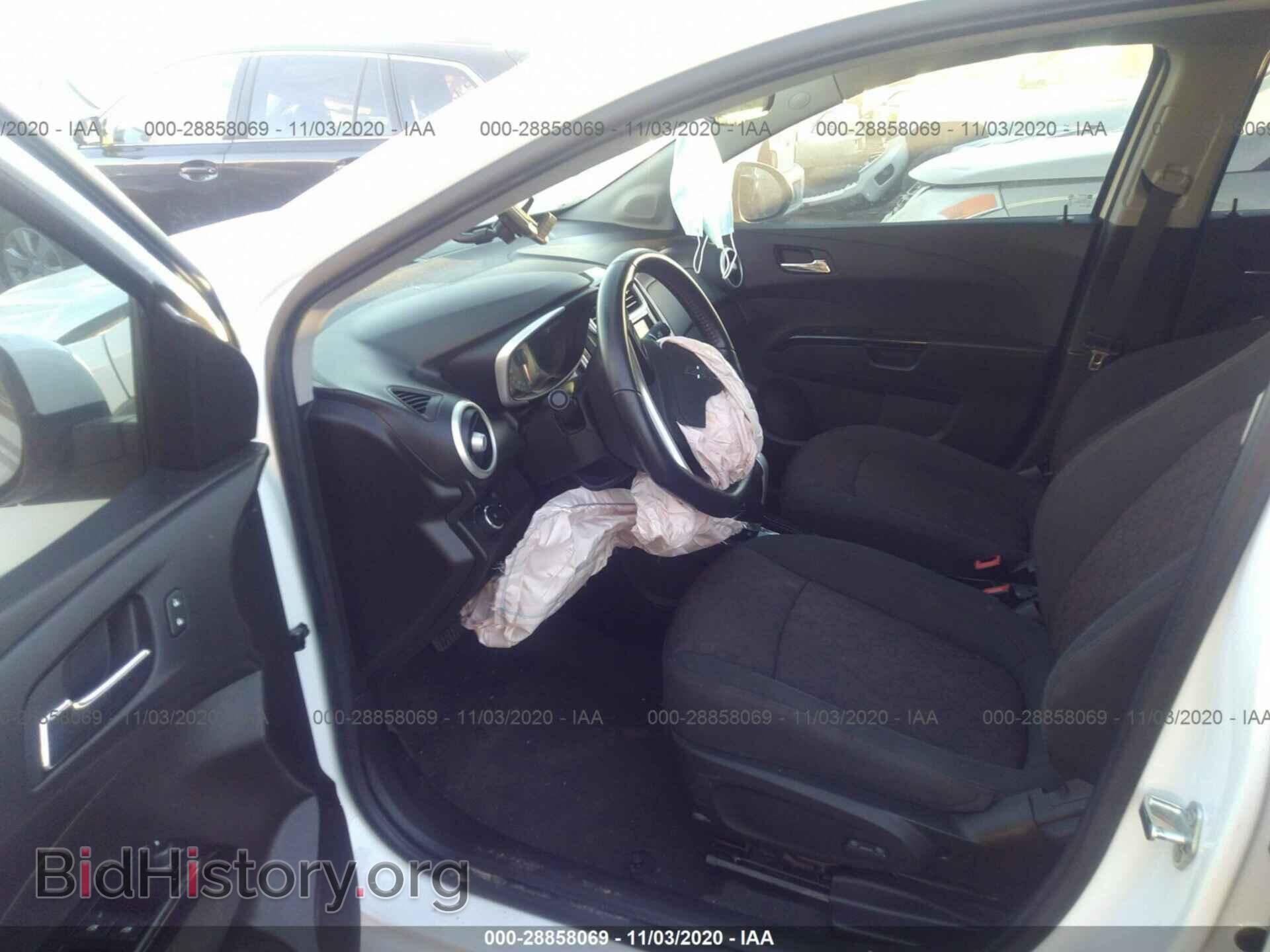 2018 CHEVROLET SONIC - VIN: 1G1JD5SH3J4100590 - Фото 5