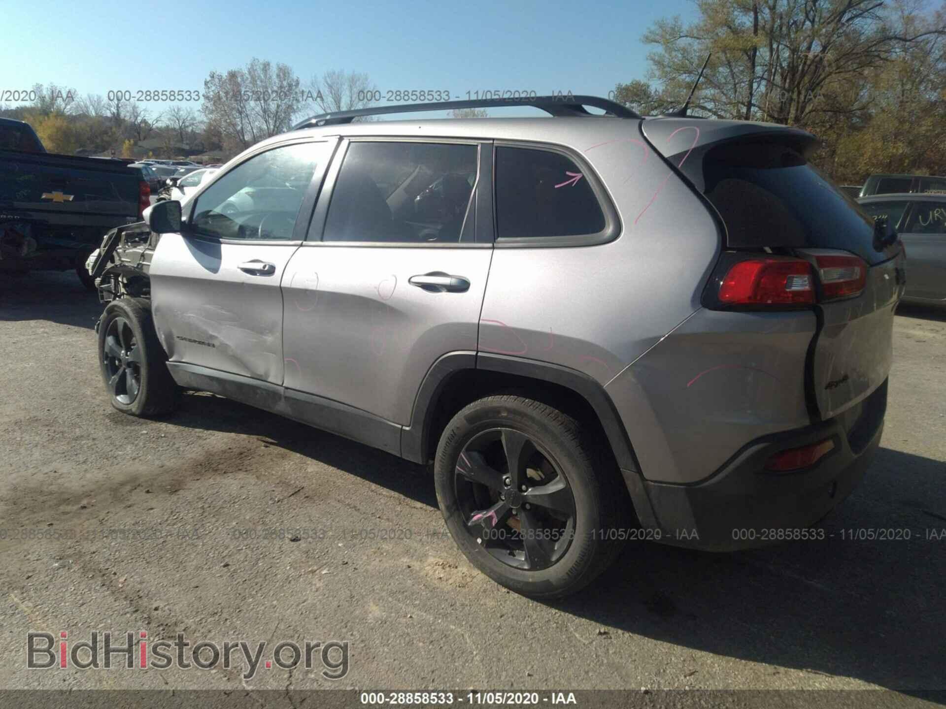 2018 JEEP CHEROKEE - VIN: 1C4PJMCB3JD592097 - Фото 3