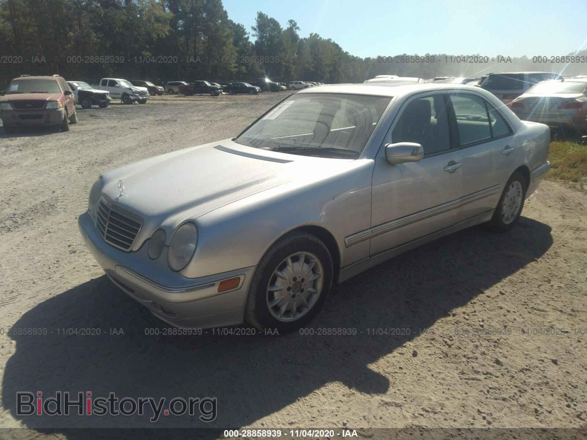 2001 MERCEDES-BENZ E-CLASS - VIN: WDBJF65J71B215760 - Фото 2