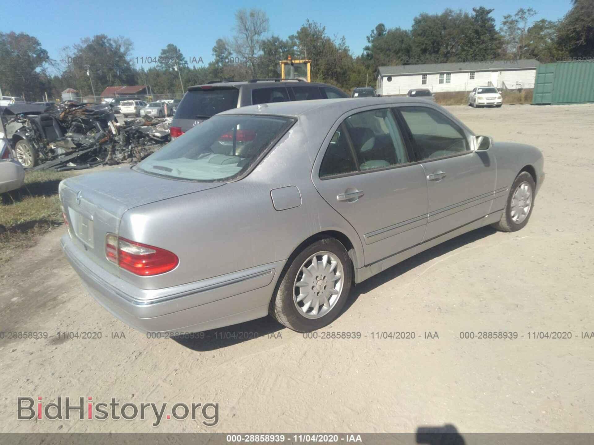 2001 MERCEDES-BENZ E-CLASS - VIN: WDBJF65J71B215760 - Фото 4