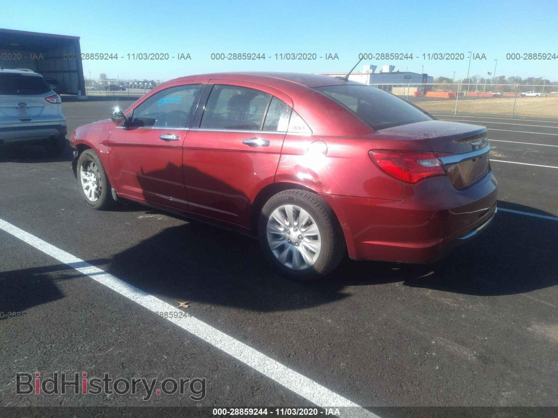 2013 CHRYSLER 200 - VIN: 1C3CCBAB0DN676476 - Фото 3