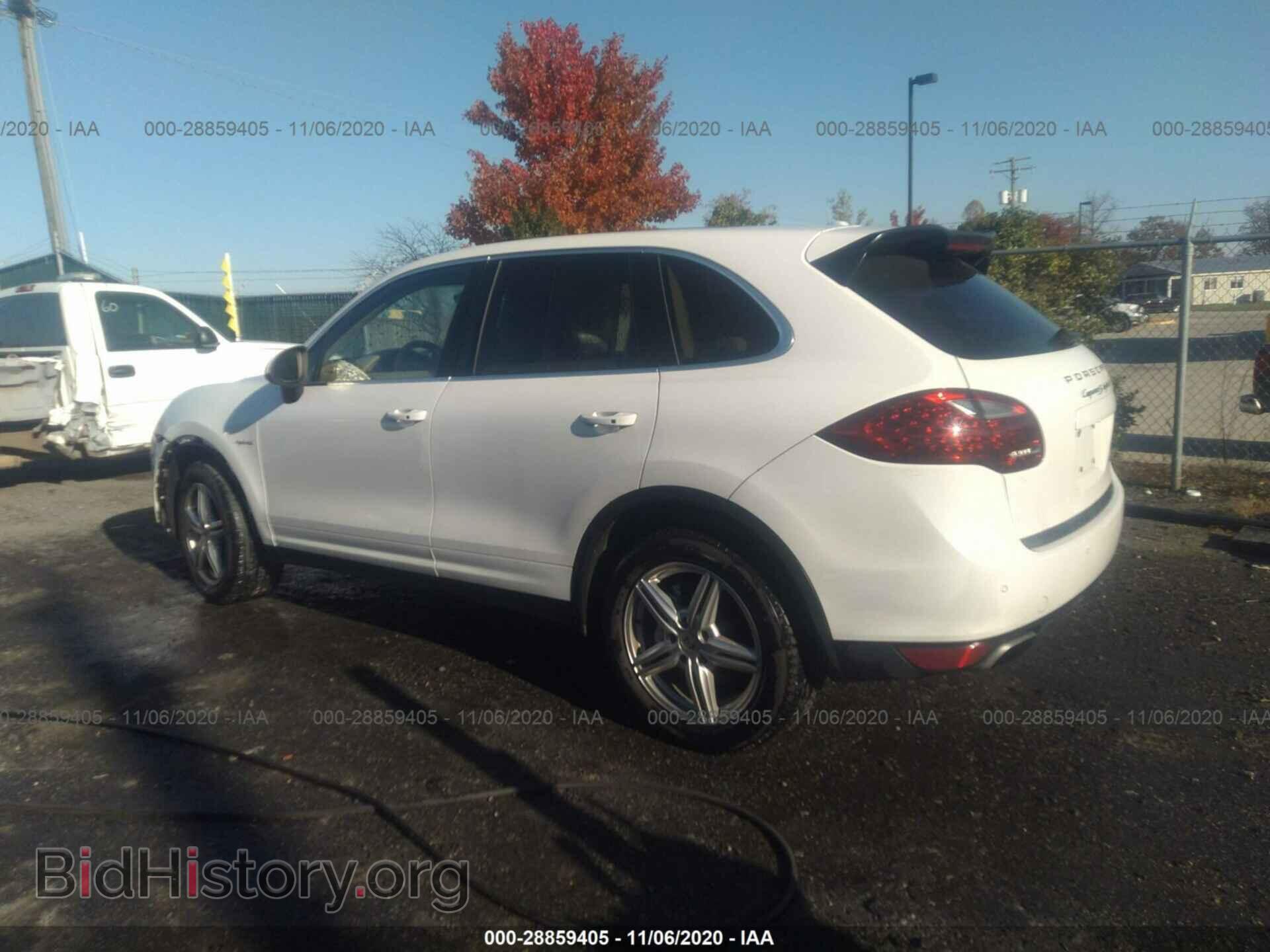 2012 PORSCHE CAYENNE - VIN: WP1AE2A2XCLA92835 - Фото 3