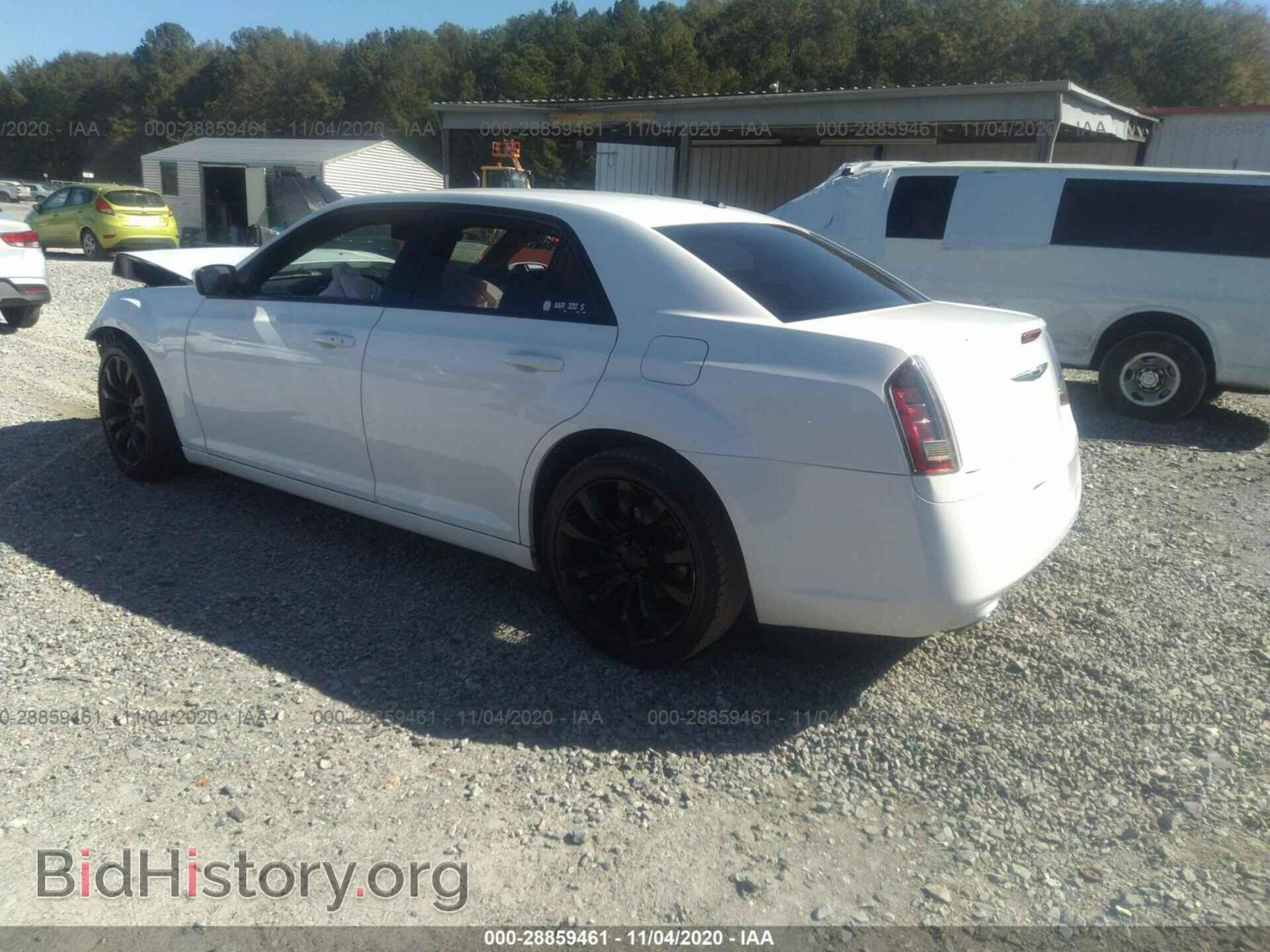 2014 CHRYSLER 300 - VIN: 2C3CCABG3EH328380 - Фото 3