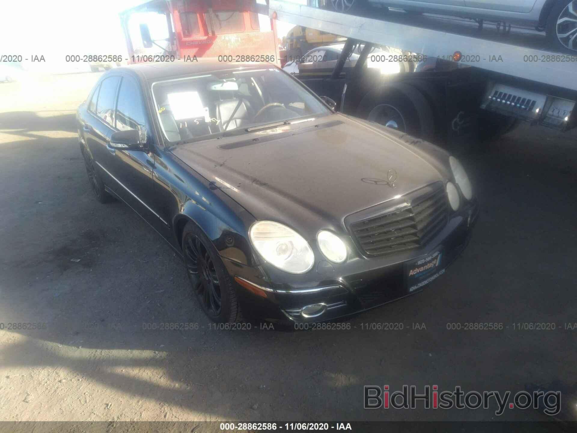 Photo WDBUF56X27B023875 - MERCEDES-BENZ E-CLASS 2007