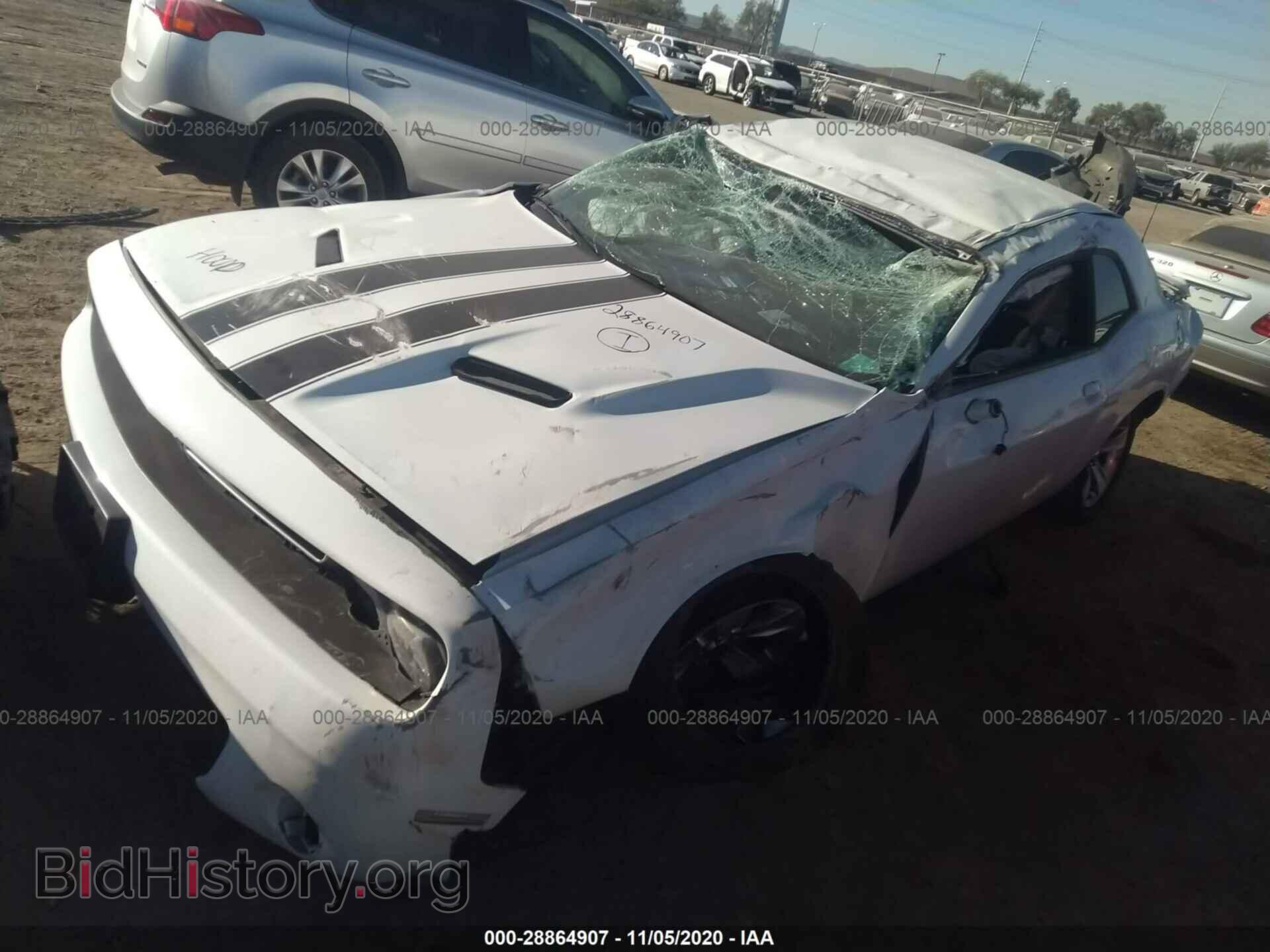 2018 DODGE CHALLENGER - VIN: 2C3CDZAG2JH245823 - Фото 2