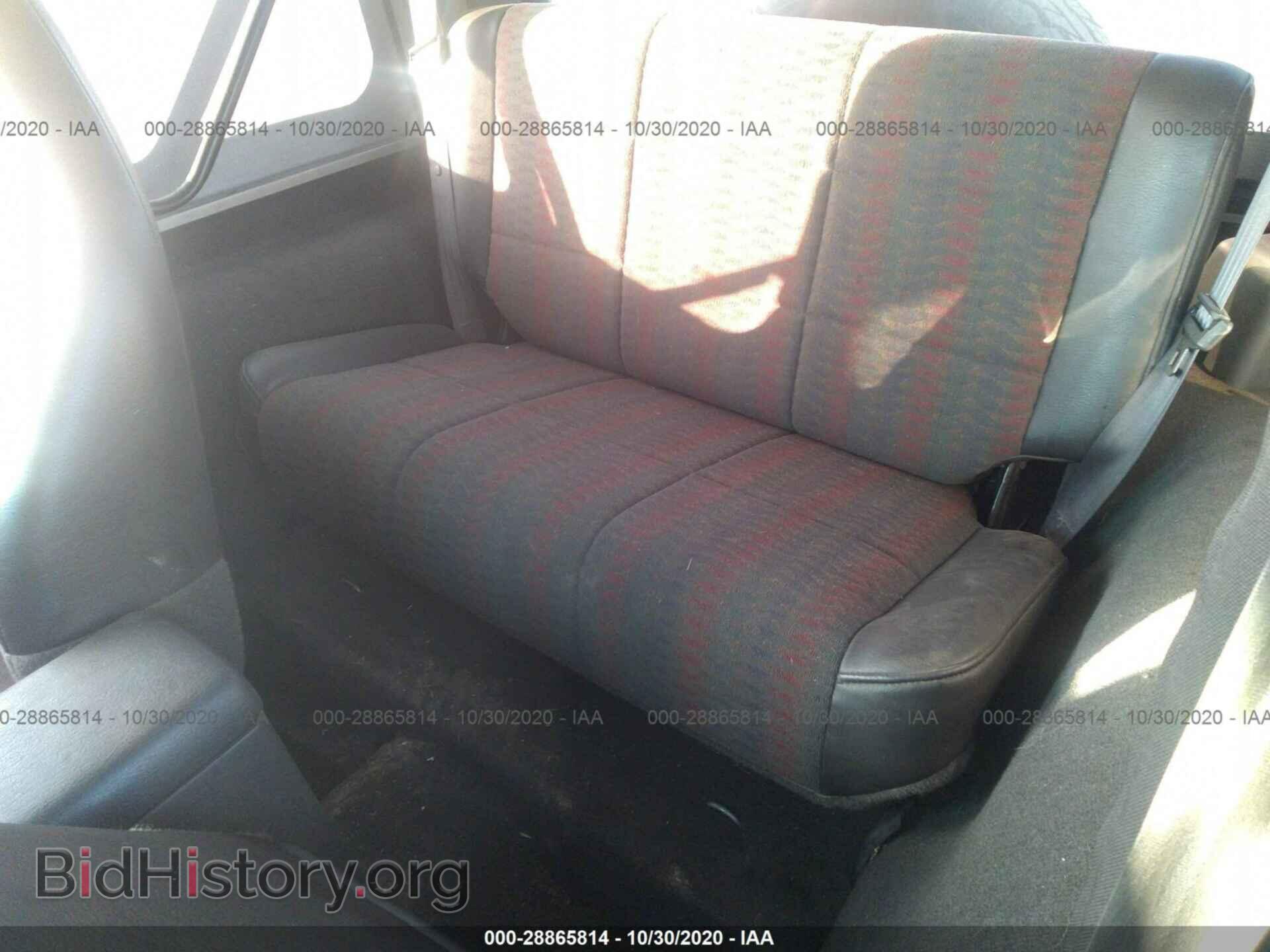 2000 JEEP WRANGLER - VIN: 1J4FA49S3YP778583 - Фото 8