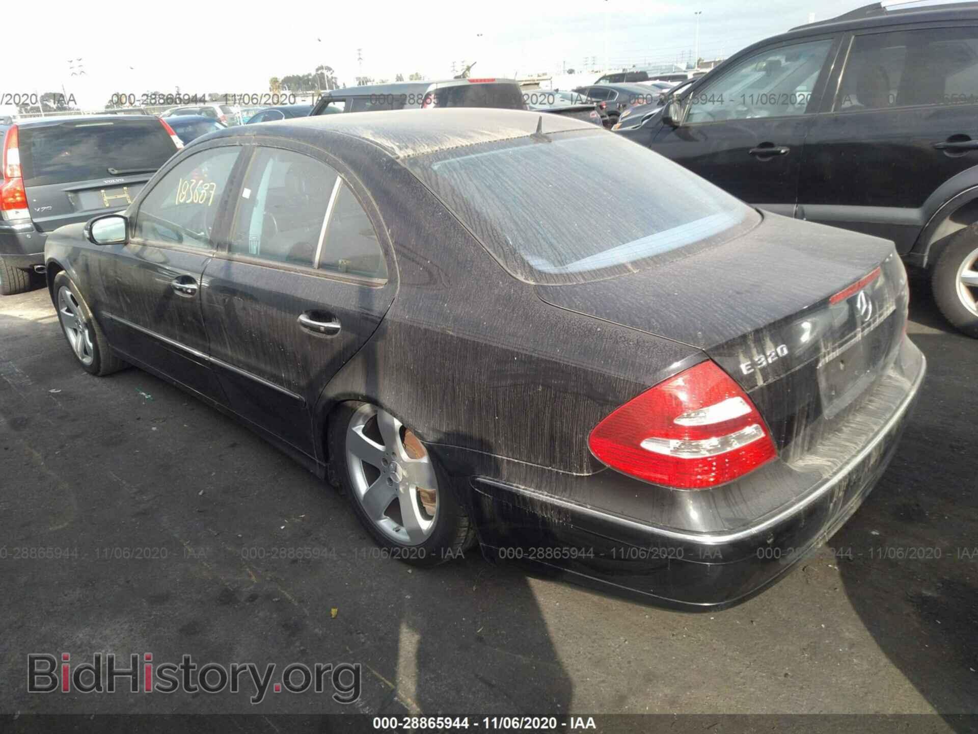 2003 MERCEDES-BENZ E-CLASS - VIN: WDBUF65J83A166218 - Photo 3