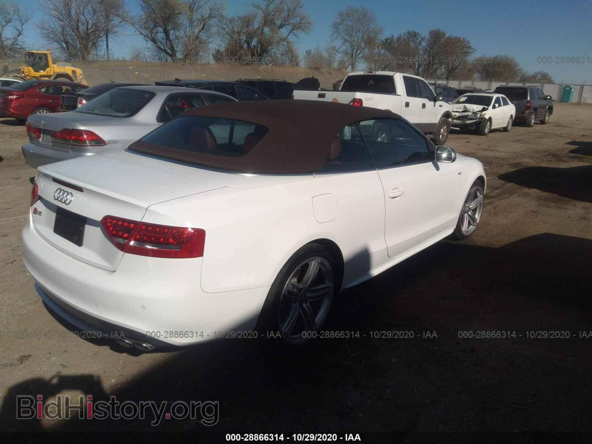 2010 AUDI S5 - VIN: WAUVGAFH3AN021155 - Фото 4