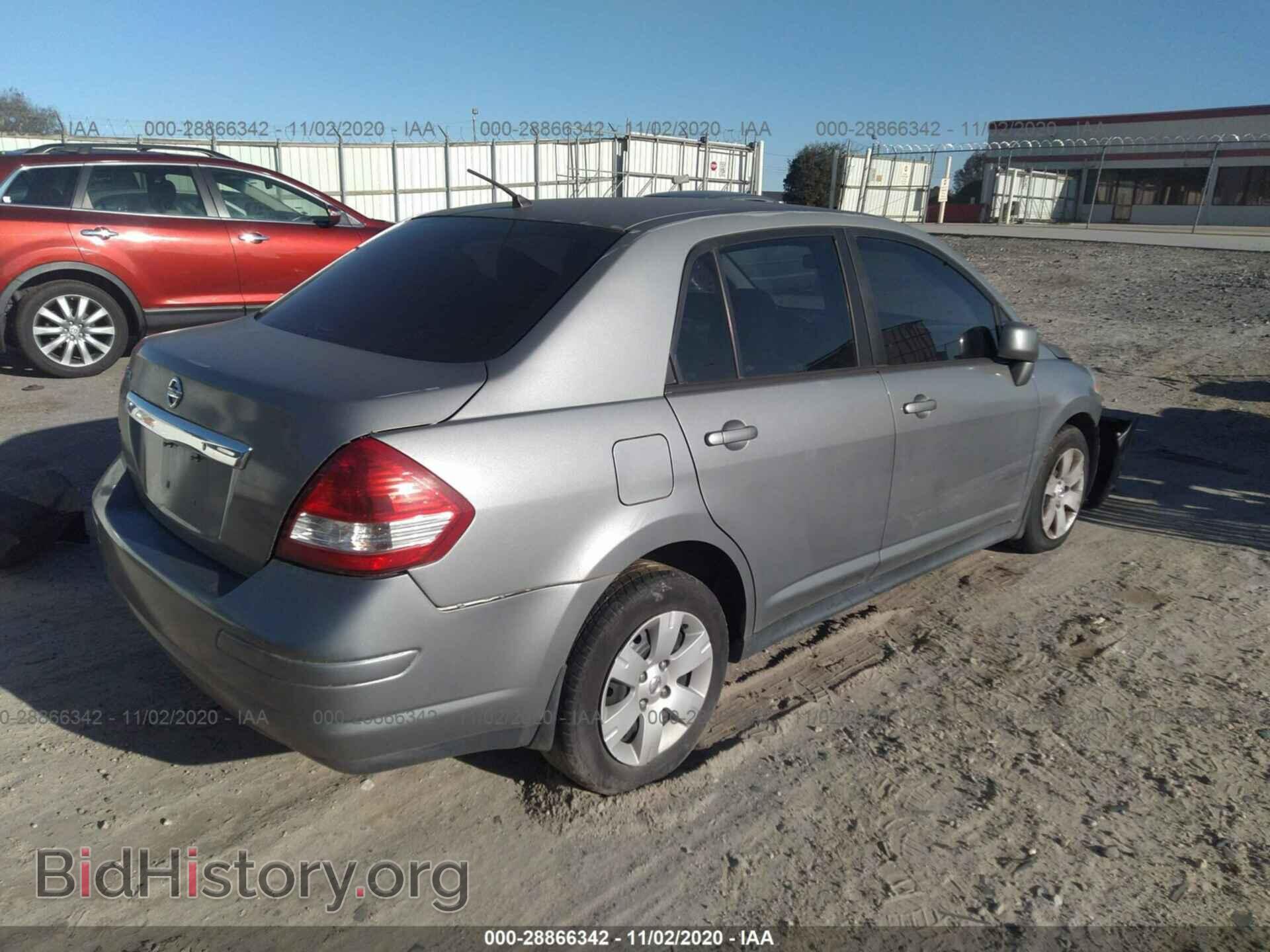 2011 NISSAN VERSA - VIN: 3N1BC1AP3BL465835 - Фото 4