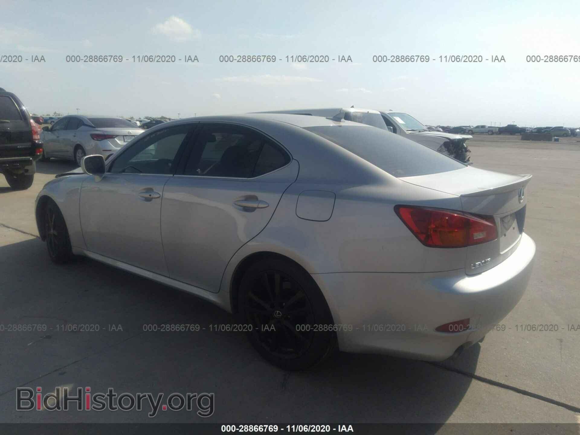 2007 LEXUS IS 350 - VIN: JTHBE262372012929 - Фото 3