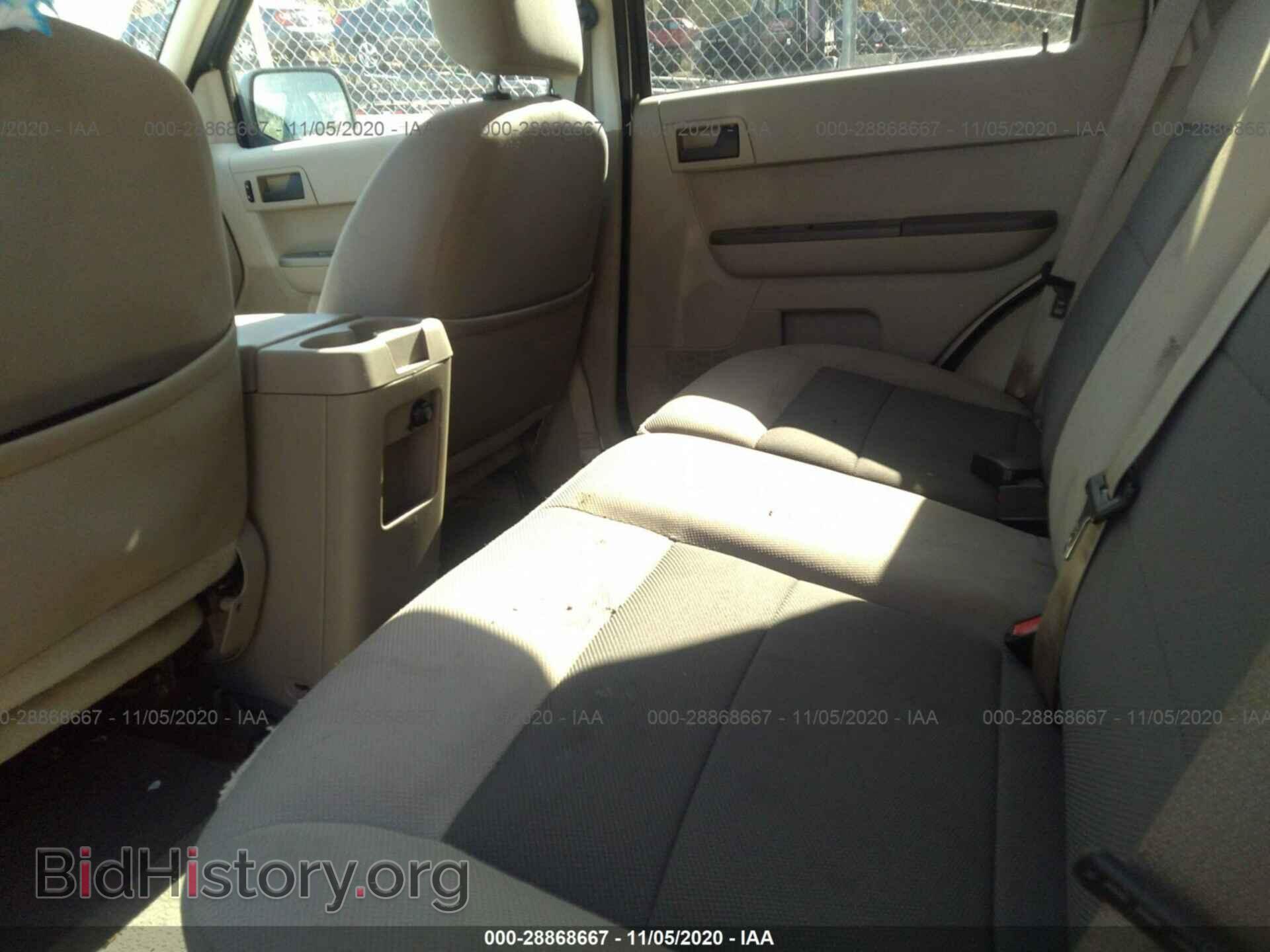 2008 FORD ESCAPE - VIN: 1FMCU93138KC71849 - Фото 8