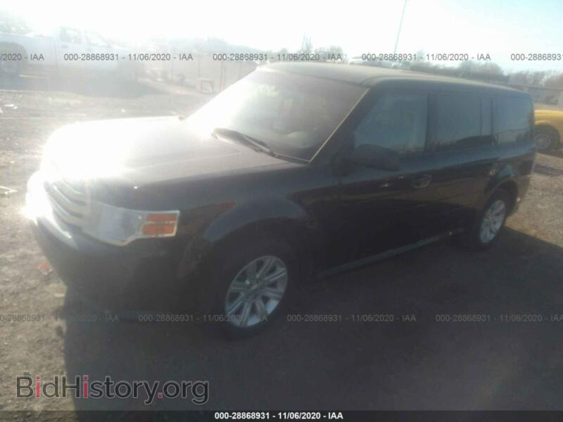 2010 Ford FLEX (VIN 2FMGK5BC0ABD01523) — фото 2 из 11