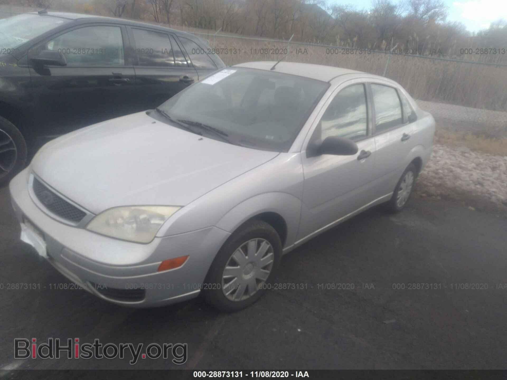 2005 FORD FOCUS - VIN: 1FAFP34N05W148950 - Фото 2