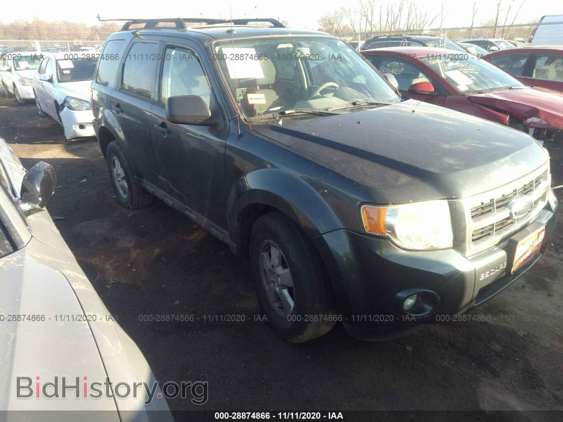 Фотография 1FMCU03G39KB10306 - FORD ESCAPE 2009
