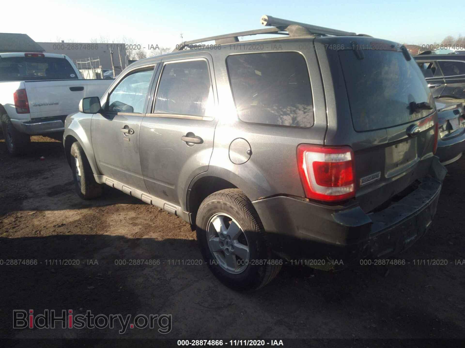 2009 FORD ESCAPE - VIN: 1FMCU03G39KB10306 - Фото 3
