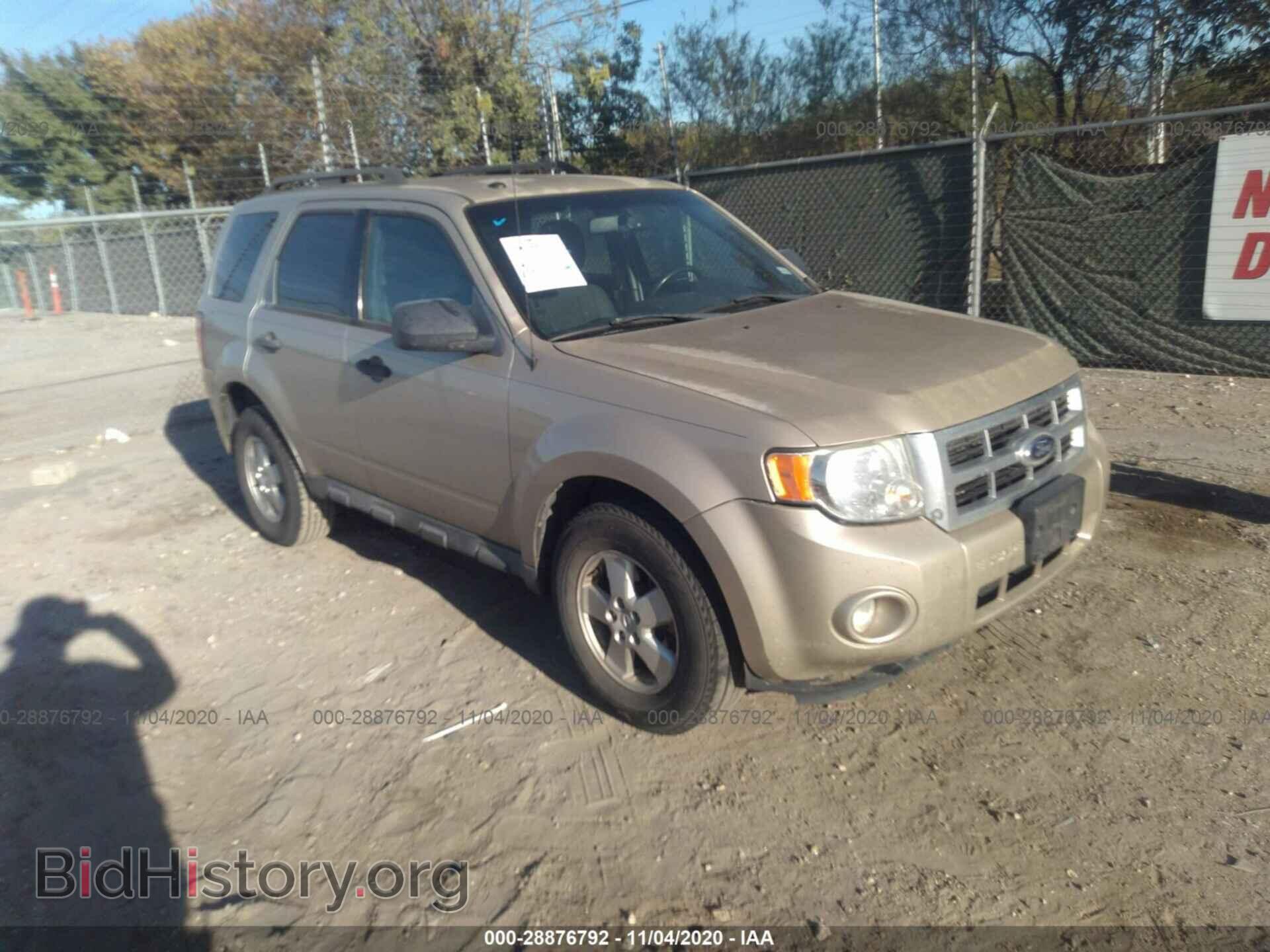 Photo 1FMCU9D77BKB74468 - FORD ESCAPE 2011