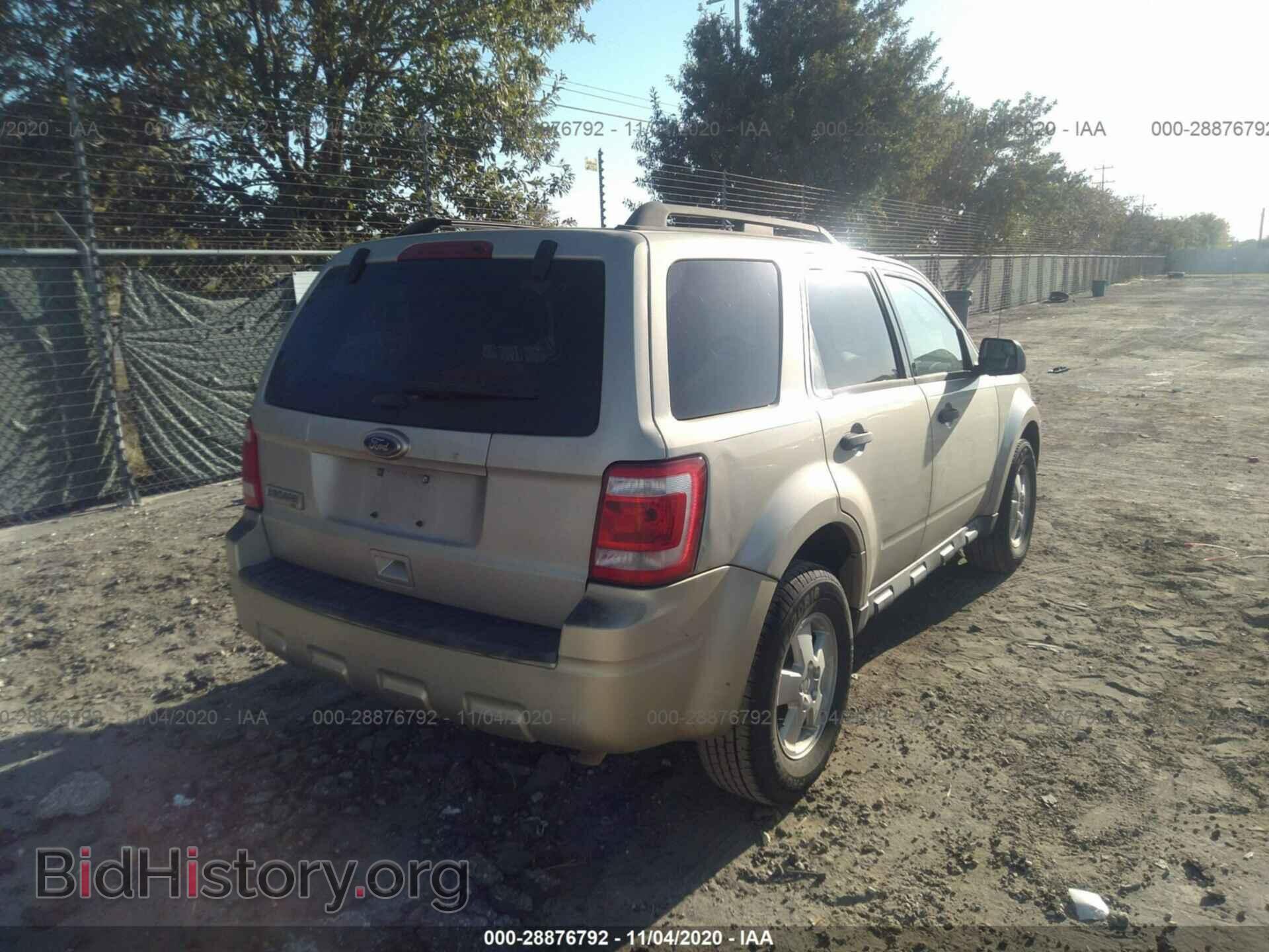 2011 FORD ESCAPE - VIN: 1FMCU9D77BKB74468 - Photo 4