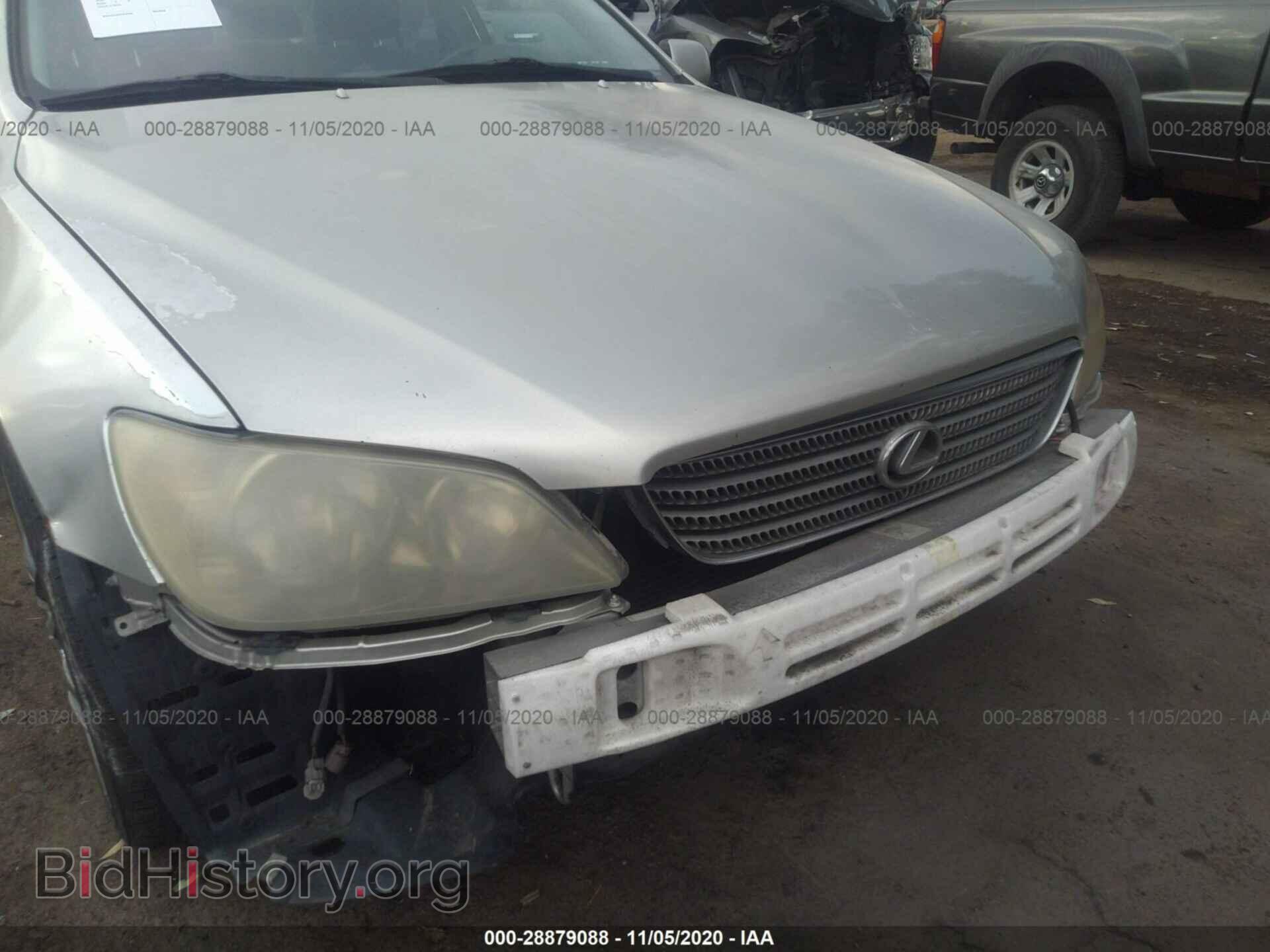 2001 LEXUS IS 300 - VIN: JTHBD182X10021110 - Фото 6
