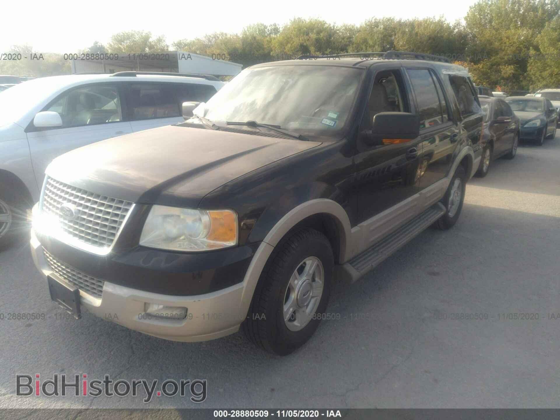 2005 FORD EXPEDITION - VIN: 1FMPU17545LA53490 - Фото 2