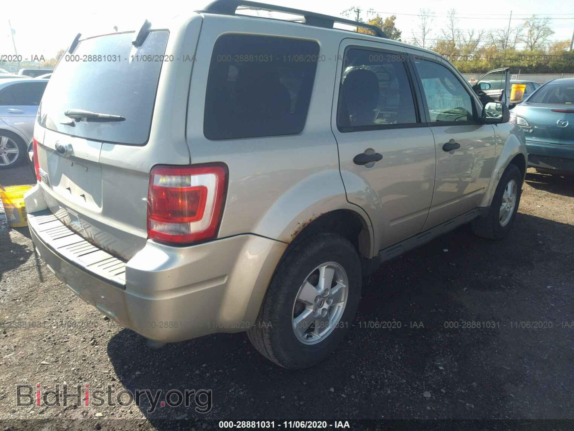 2012 FORD ESCAPE - VIN: 1FMCU0D75CKB72747 - Photo 4