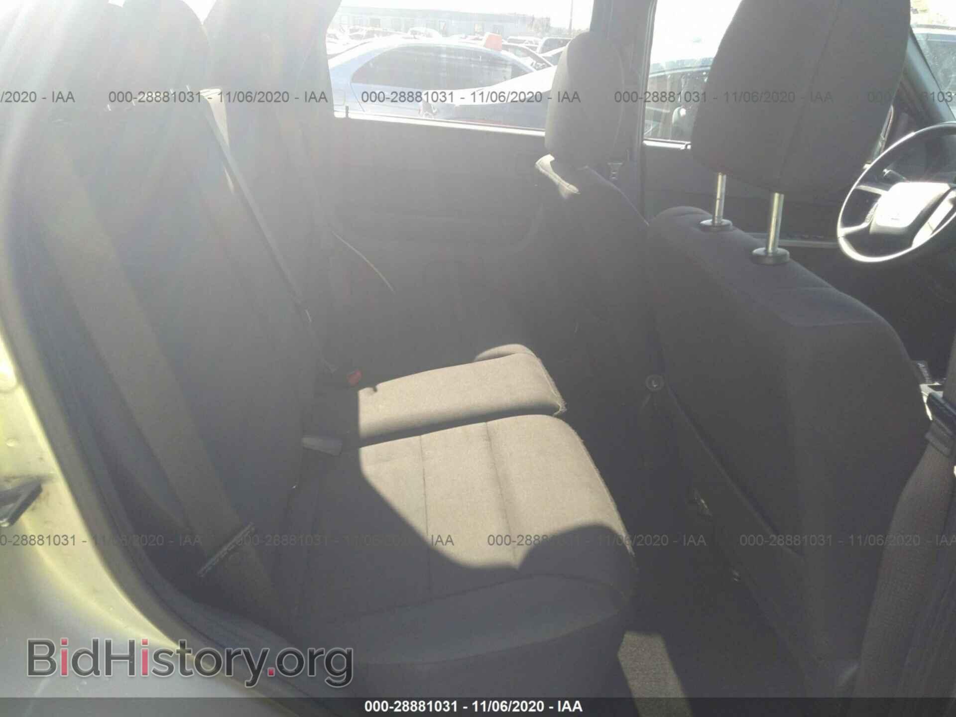 2012 FORD ESCAPE - VIN: 1FMCU0D75CKB72747 - Photo 8