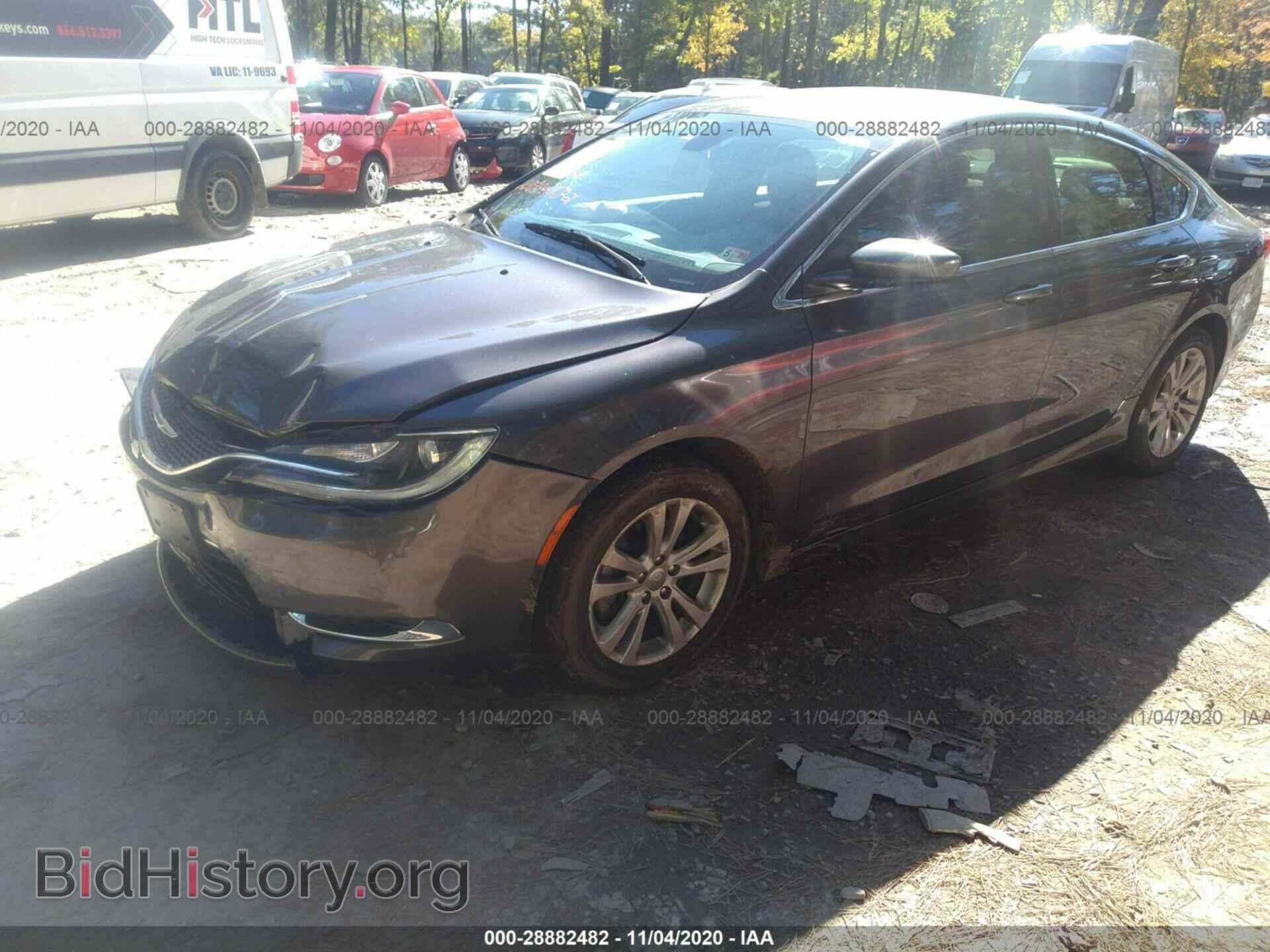 2015 CHRYSLER 200 - VIN: 1C3CCCABXFN574711 - Photo 2