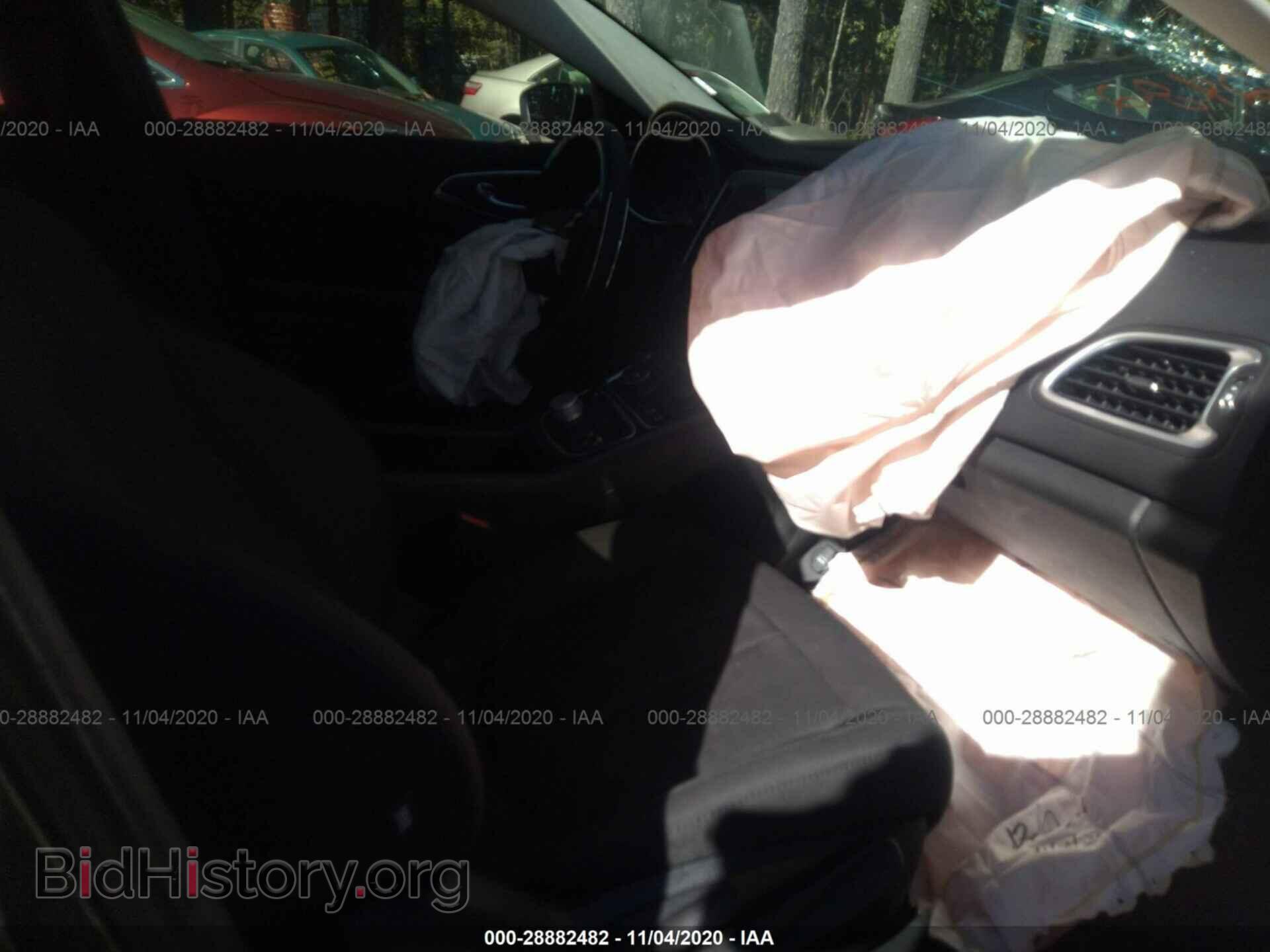 2015 CHRYSLER 200 - VIN: 1C3CCCABXFN574711 - Photo 5