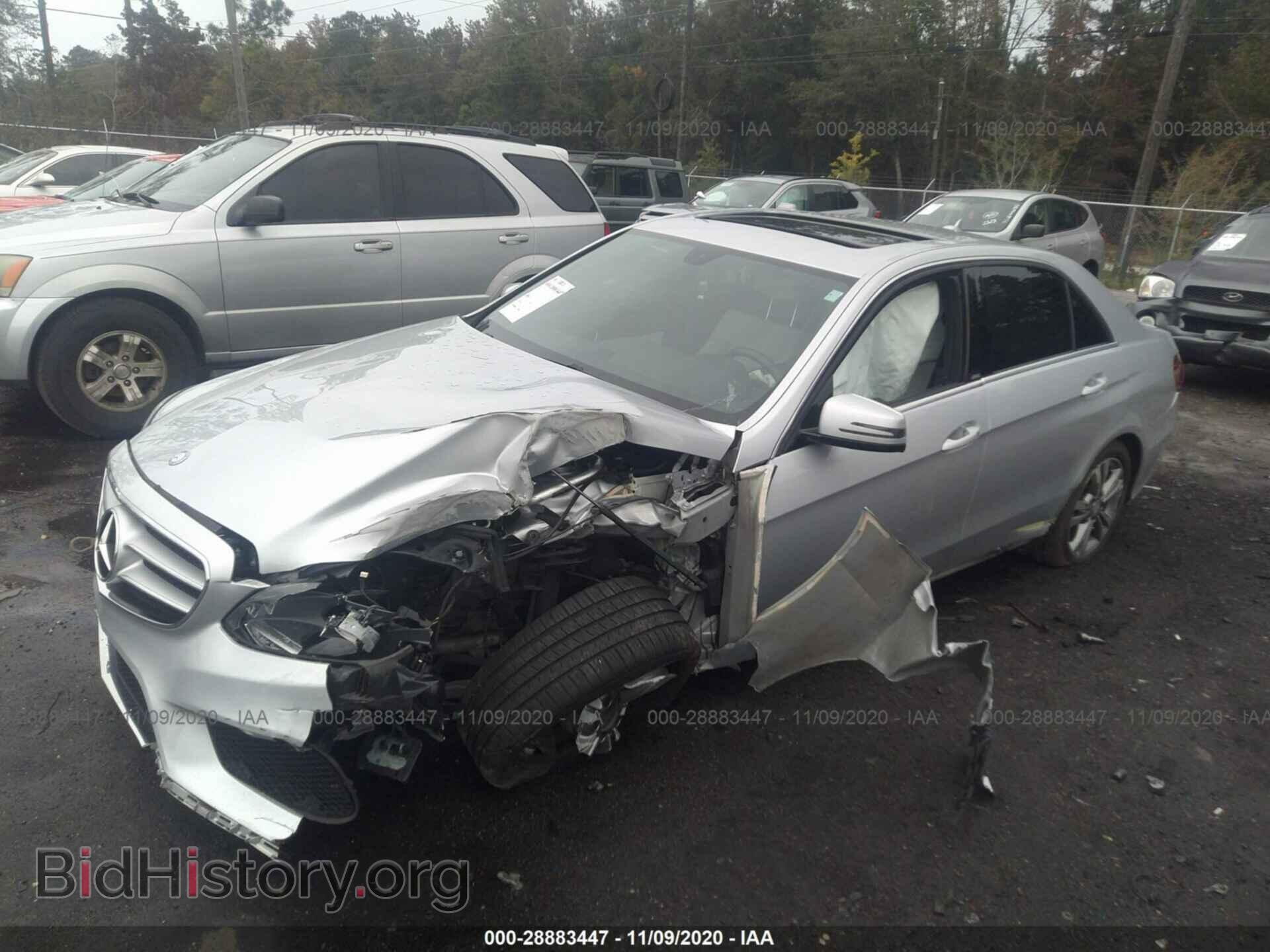 2015 MERCEDES-BENZ E-CLASS - VIN: WDDHF5KB5FB156227 - Фото 2