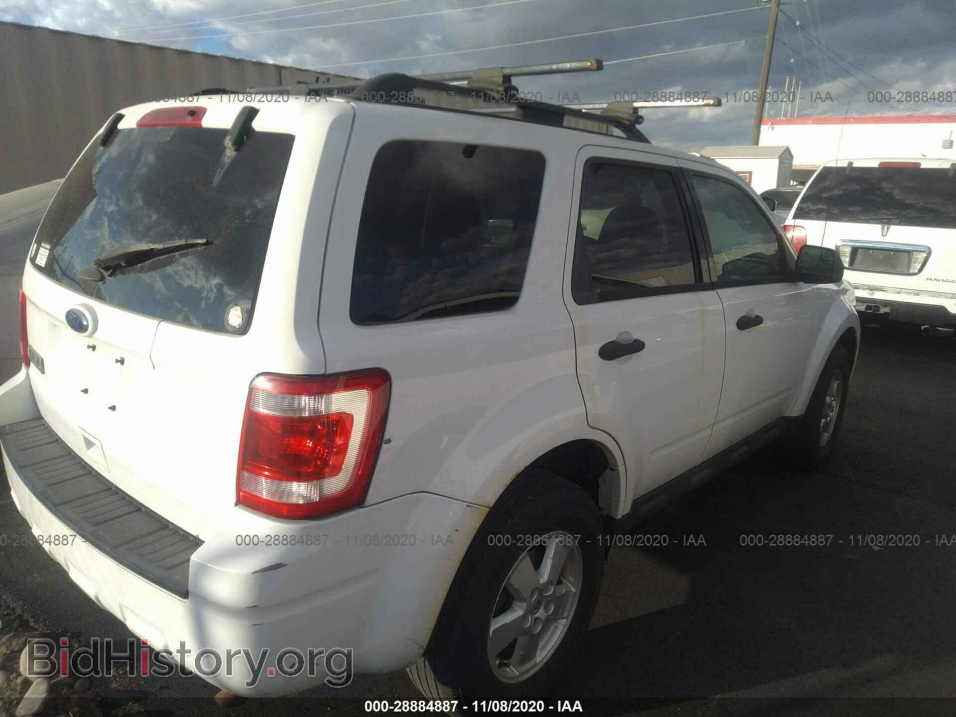 2011 FORD ESCAPE - VIN: 1FMCU9D77BKB29305 - Фото 4