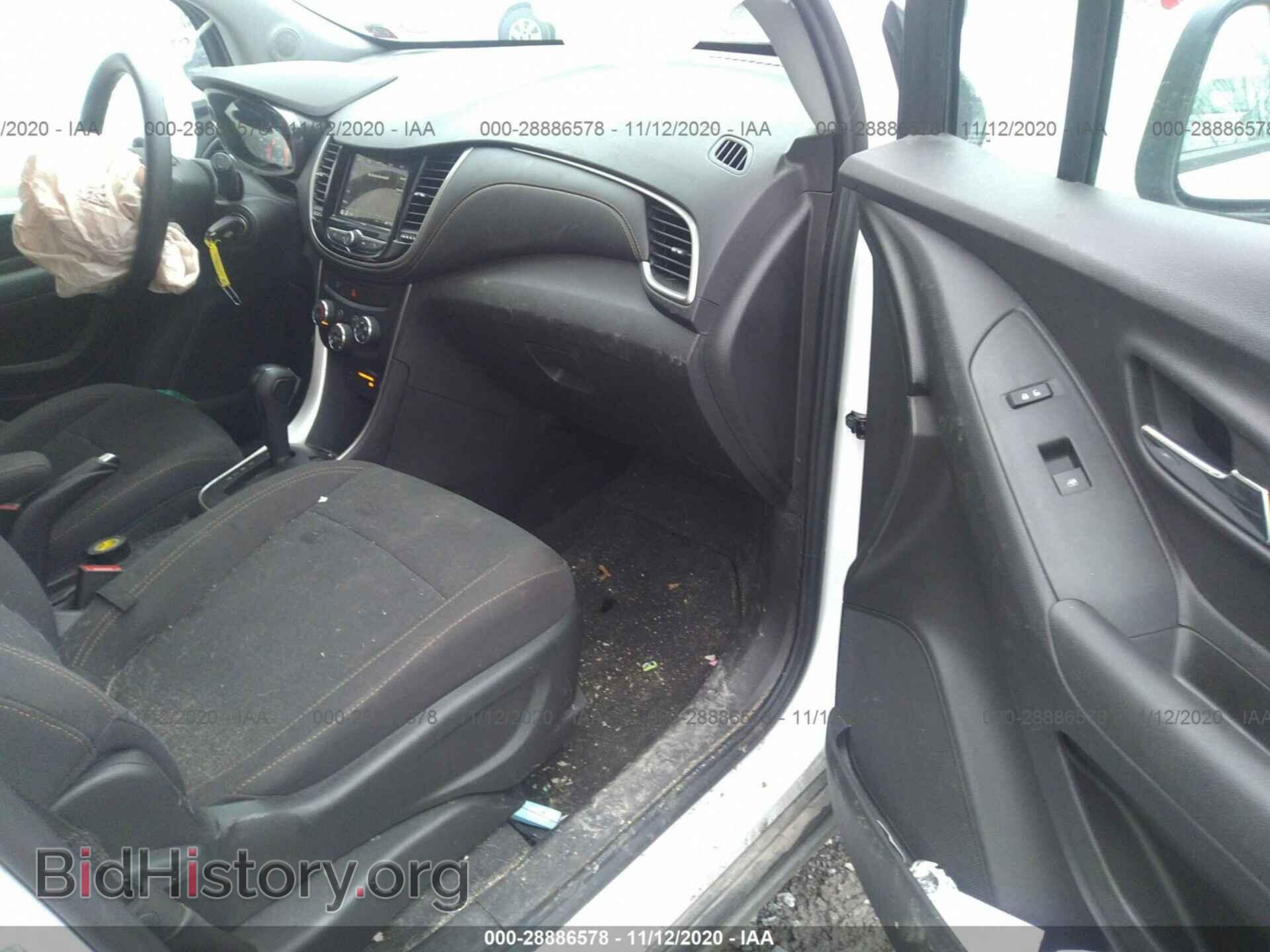 2019 CHEVROLET TRAX - VIN: 3GNCJNSB7KL384183 - Фото 5