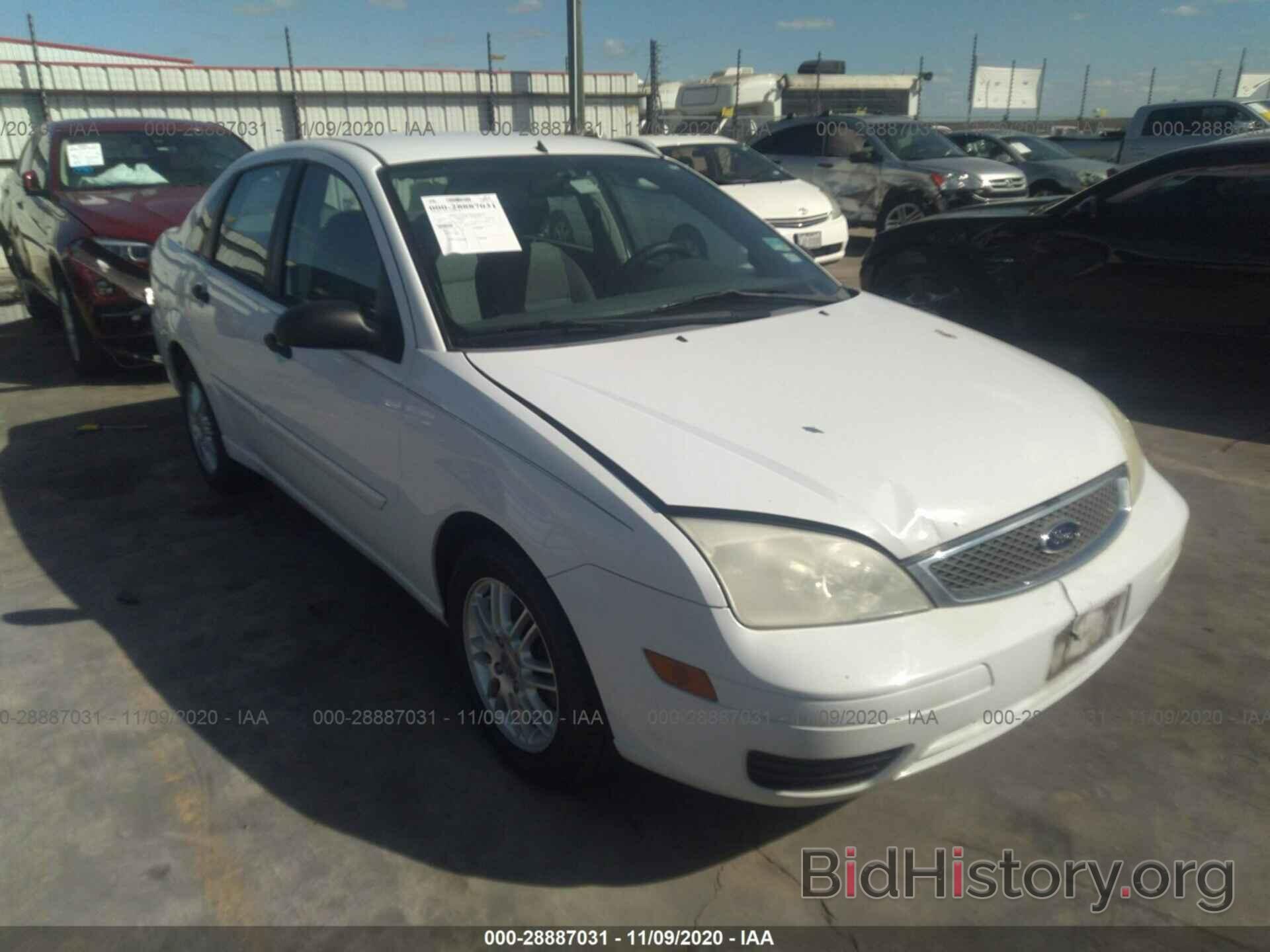 Photo 1FAFP34N25W256454 - FORD FOCUS 2005