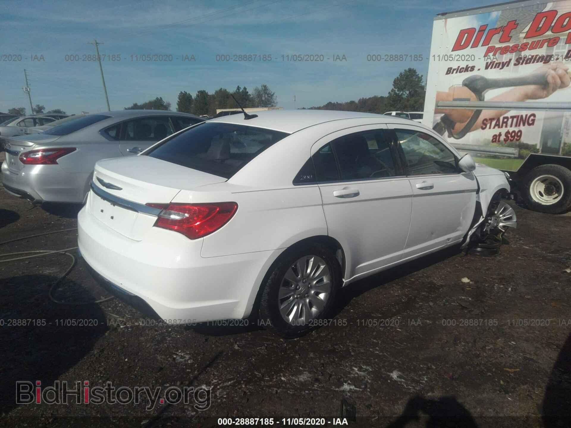 2013 CHRYSLER 200 - VIN: 1C3CCBAG1DN723767 - Фото 4