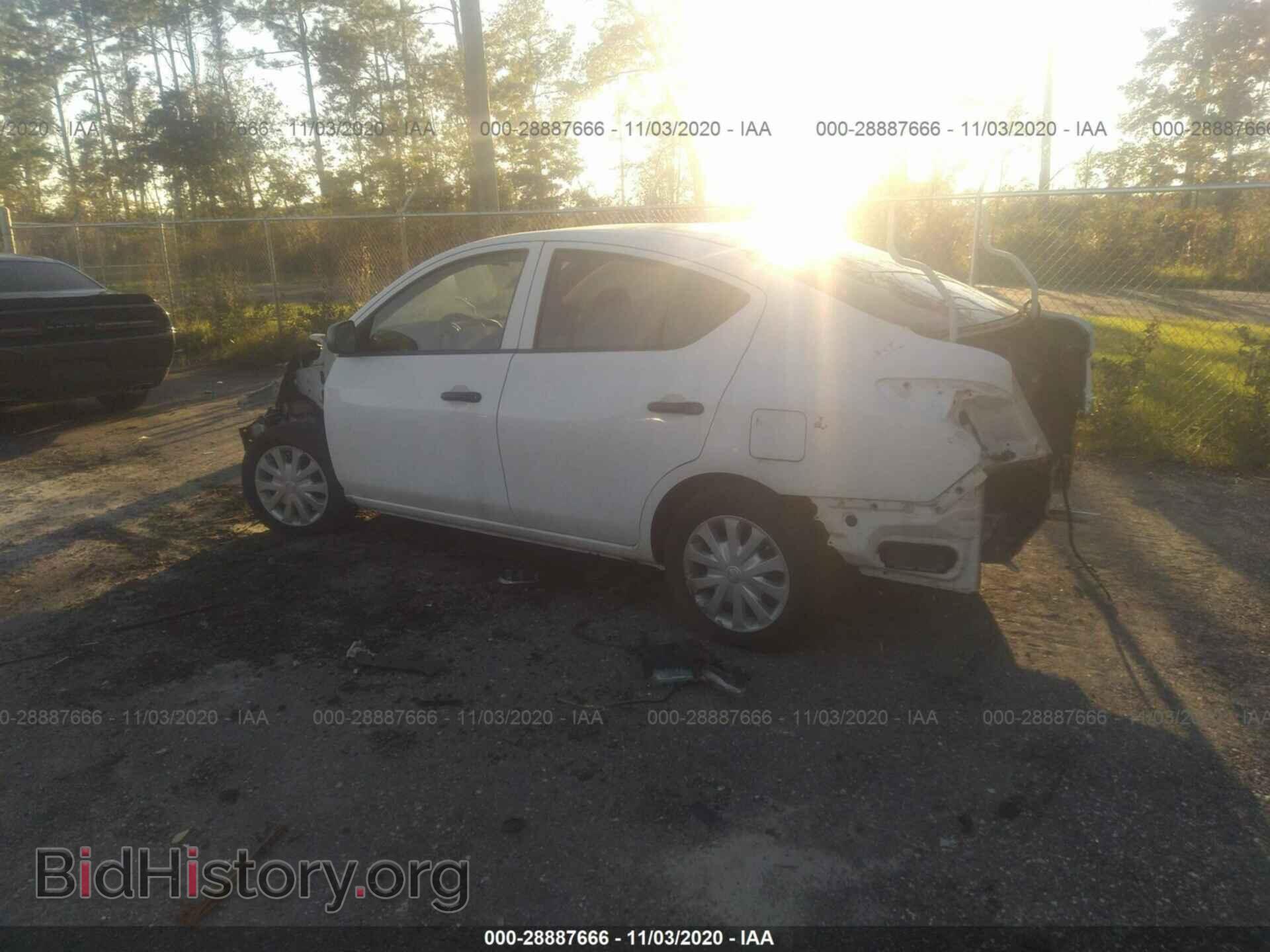 2015 NISSAN VERSA - VIN: 3N1CN7AP4FL933272 - Фото 3