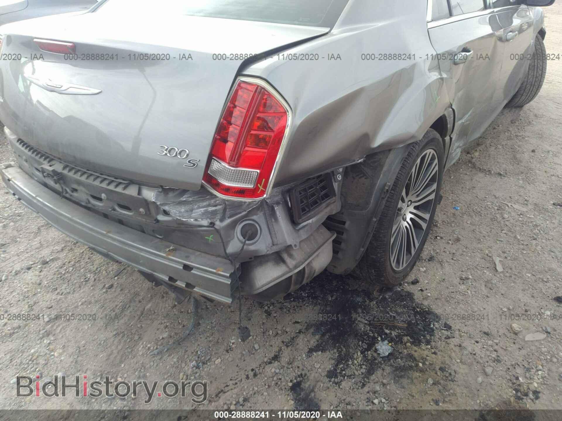 2012 CHRYSLER 300 - VIN: 2C3CCABG3CH279260 - Фото 6