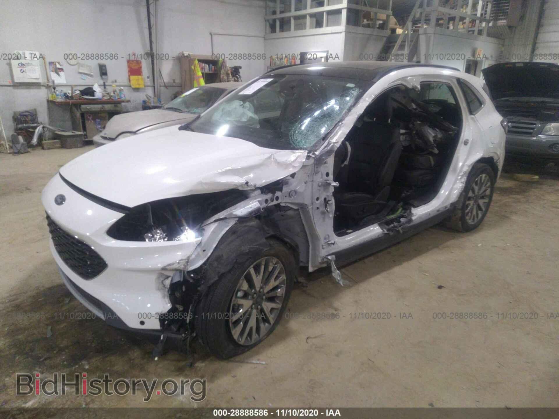 2020 FORD ESCAPE - VIN: 1FMCU9J98LUA08388 - Photo 2
