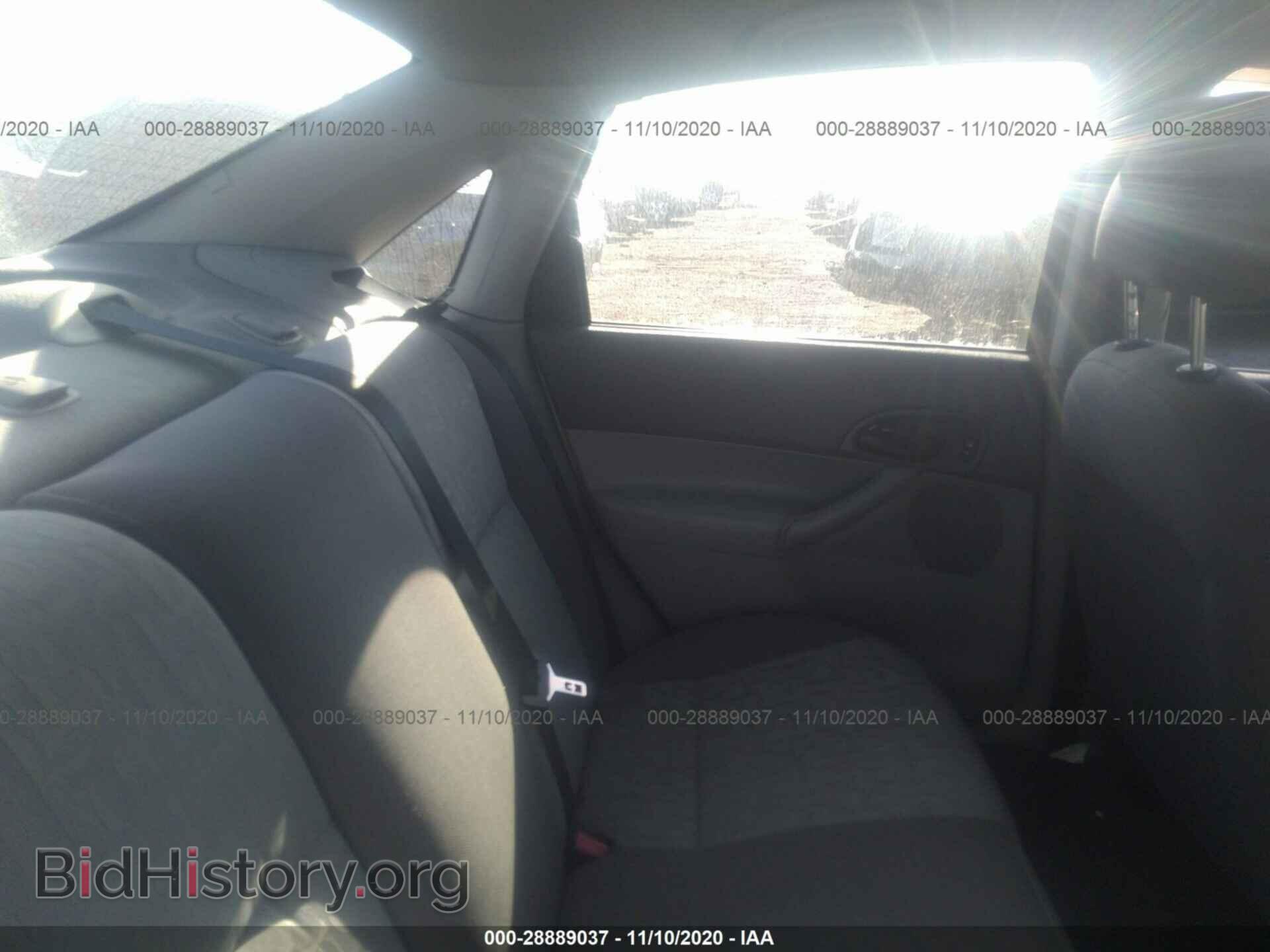 2005 FORD FOCUS - VIN: 1FAFP34N25W212003 - Фото 8