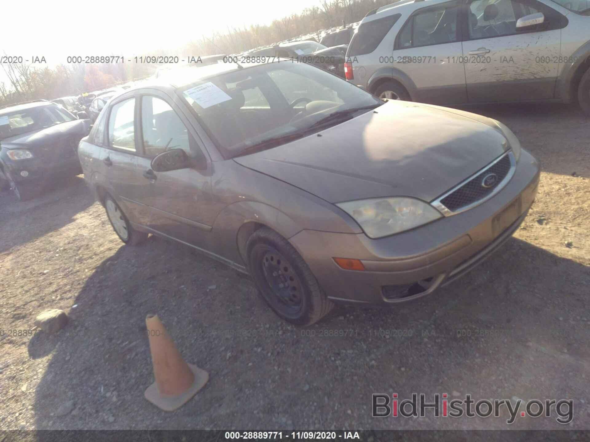 Фотография 1FAFP34N35W247567 - FORD FOCUS 2005