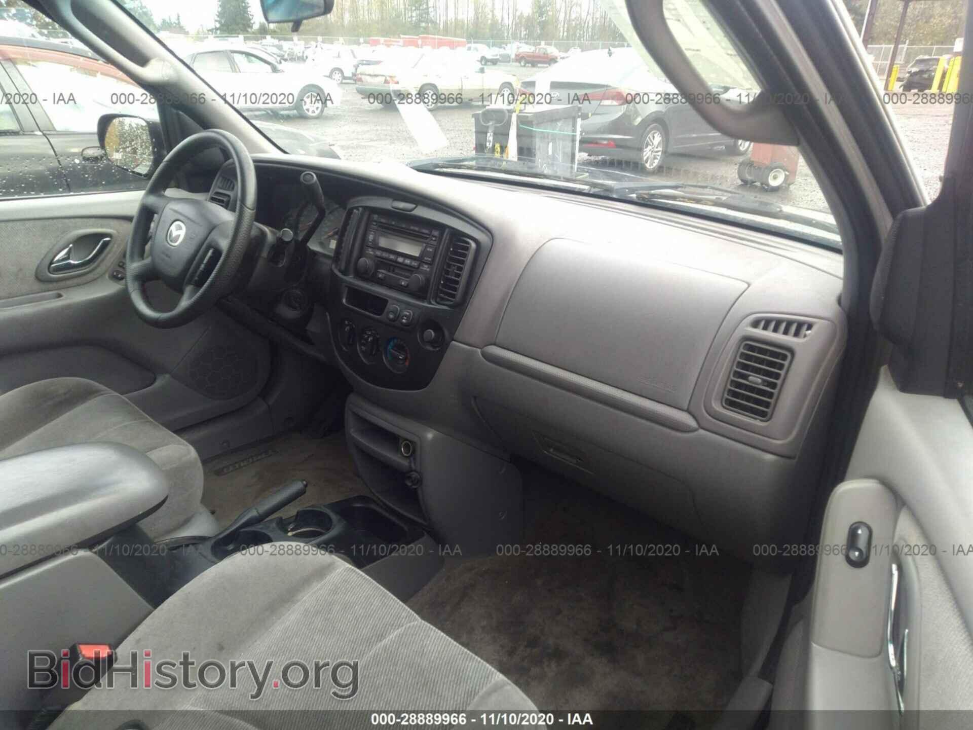 2002 MAZDA TRIBUTE - VIN: 4F2CU08122KM45622 - Photo 5