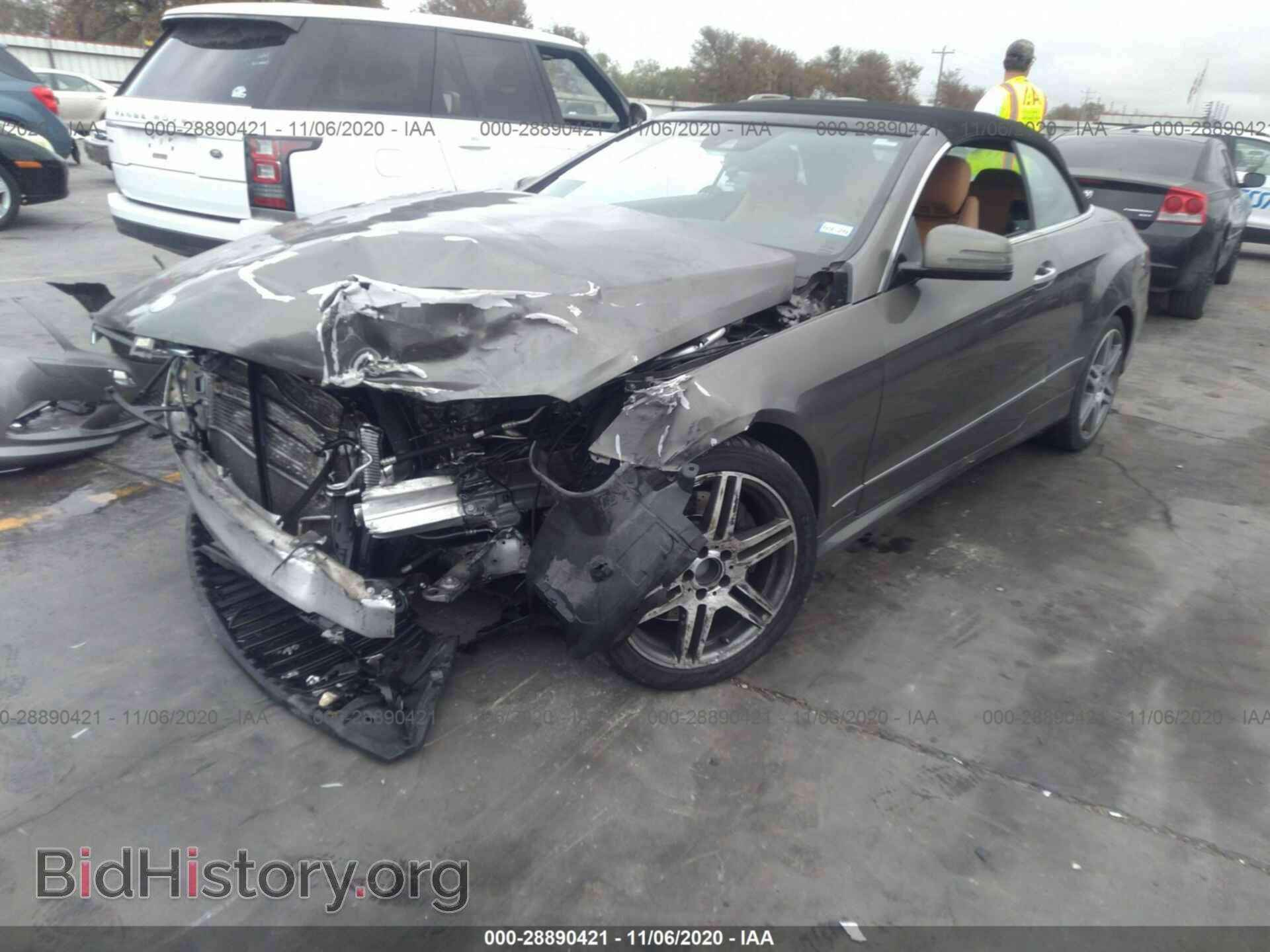 2011 MERCEDES-BENZ E-CLASS - VIN: WDDKK7CF9BF039686 - Фото 2