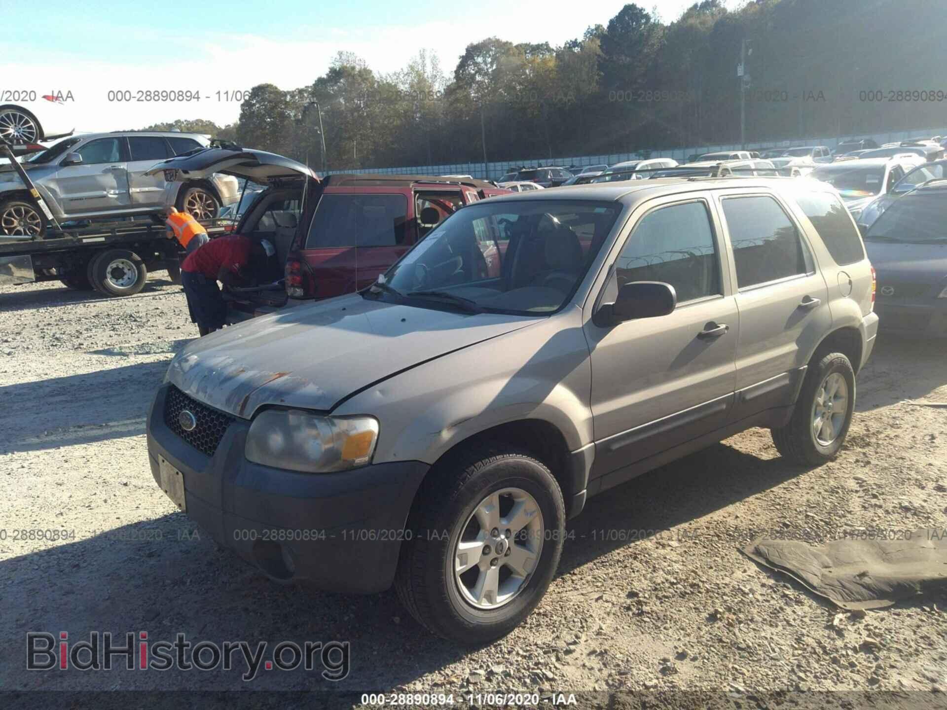 2005 FORD ESCAPE - VIN: 1FMYU03165KB27533 - Фото 2