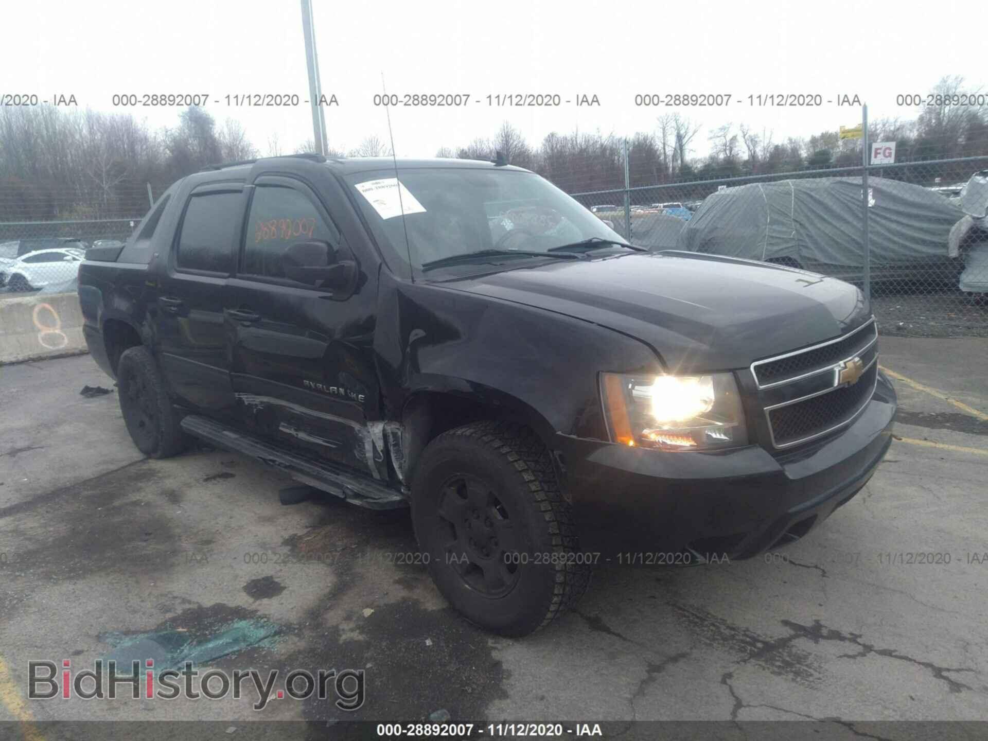 Фотография 3GNTKFE37BG307331 - CHEVROLET AVALANCHE 2011